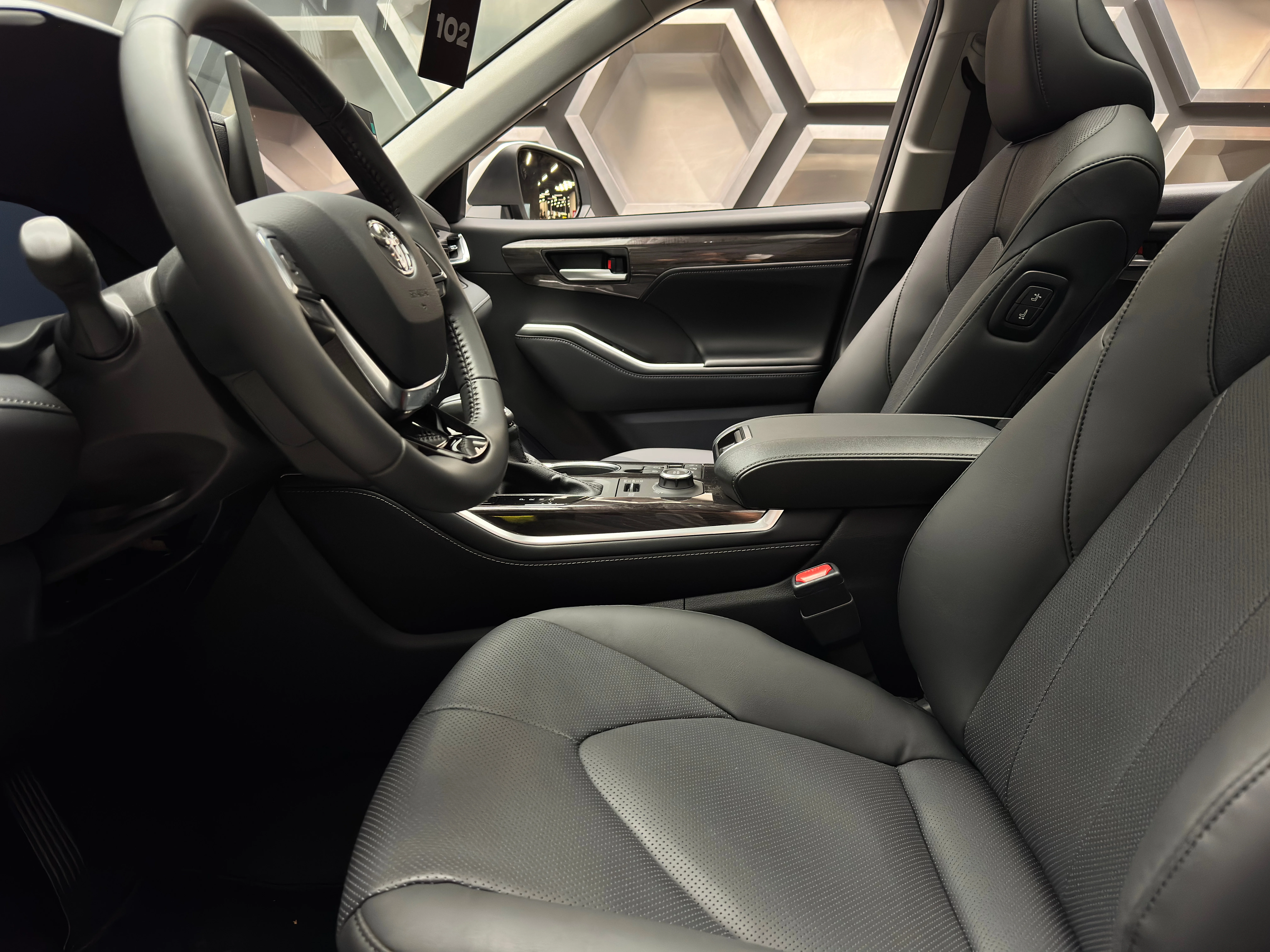 Toyota Highlander 2025 12