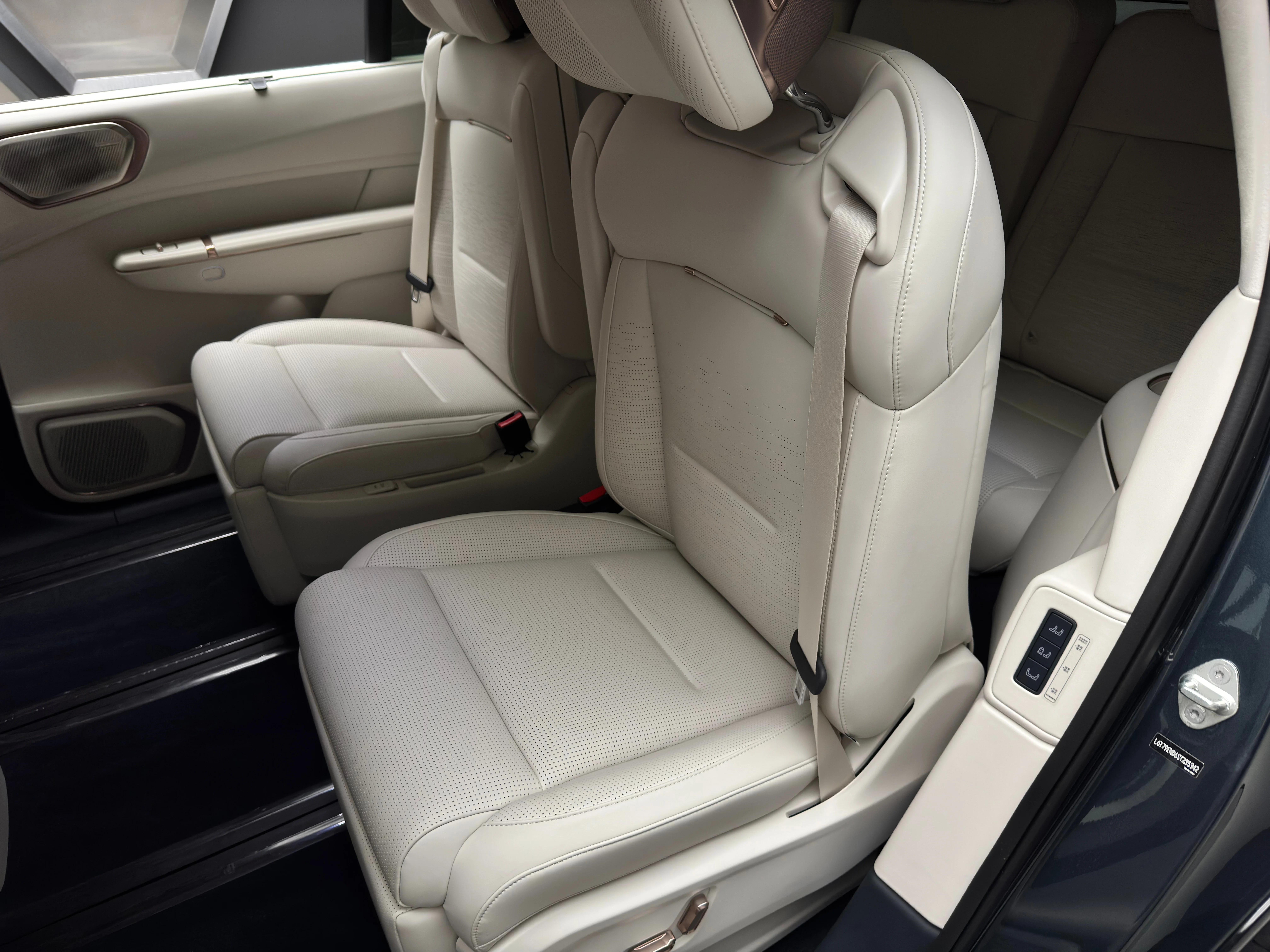 Lynk & Co 900 2025 19