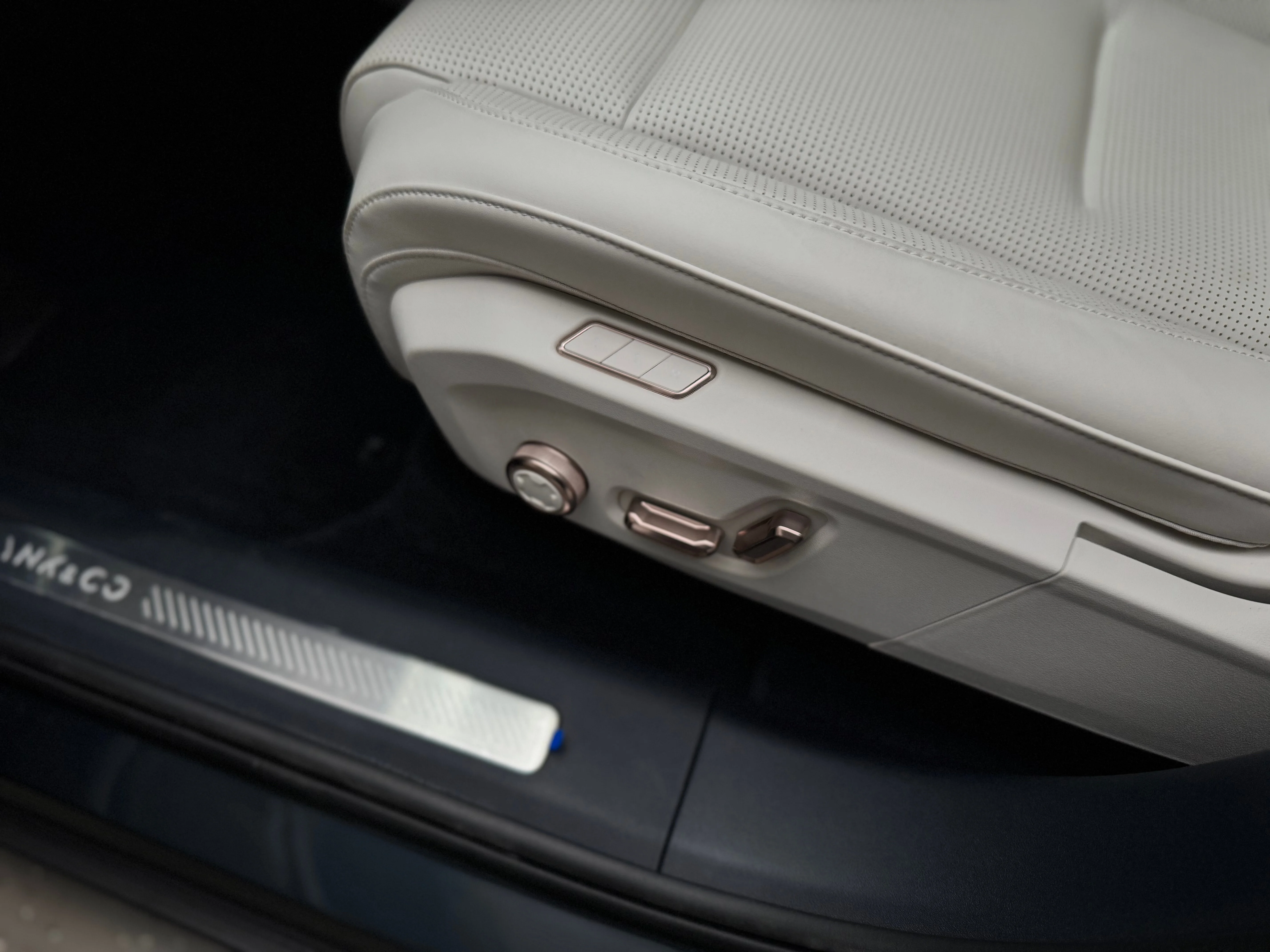 Lynk & Co 900 2025 17