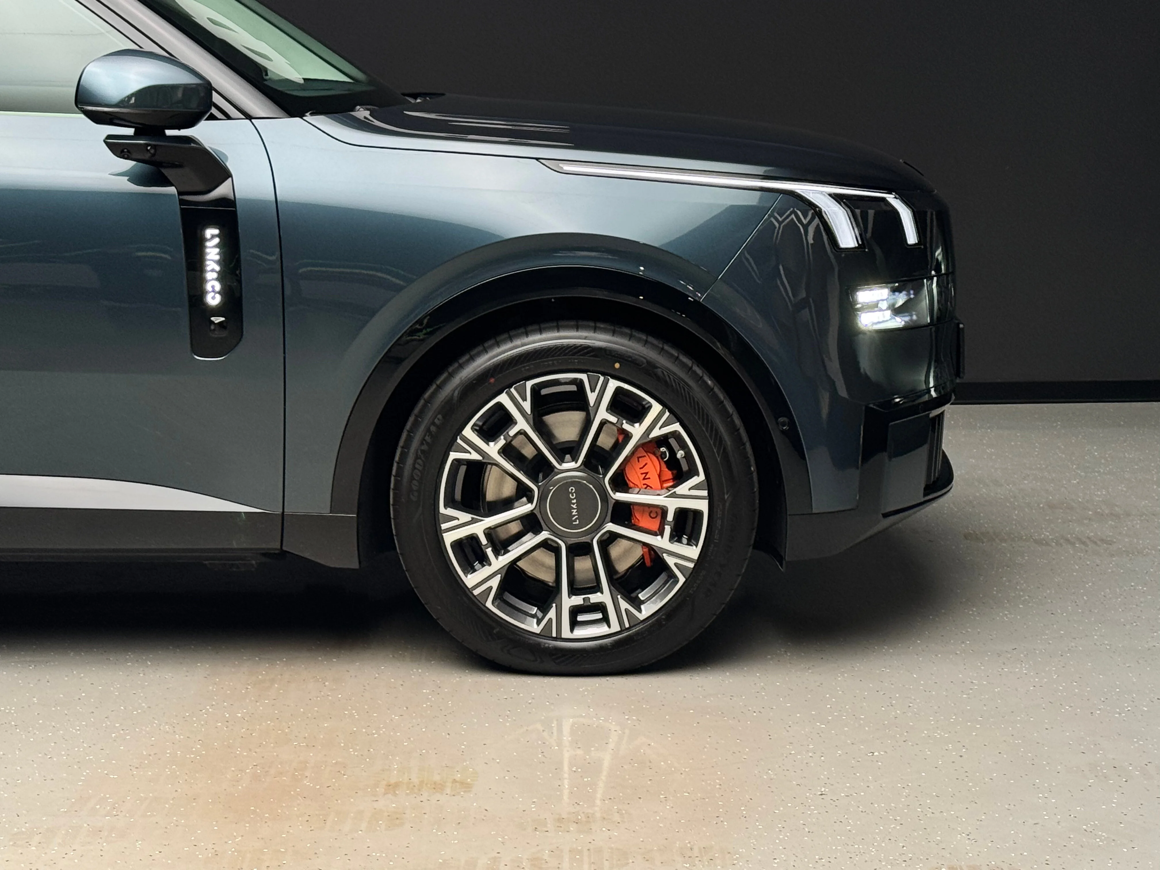 Lynk & Co 900 2025 7