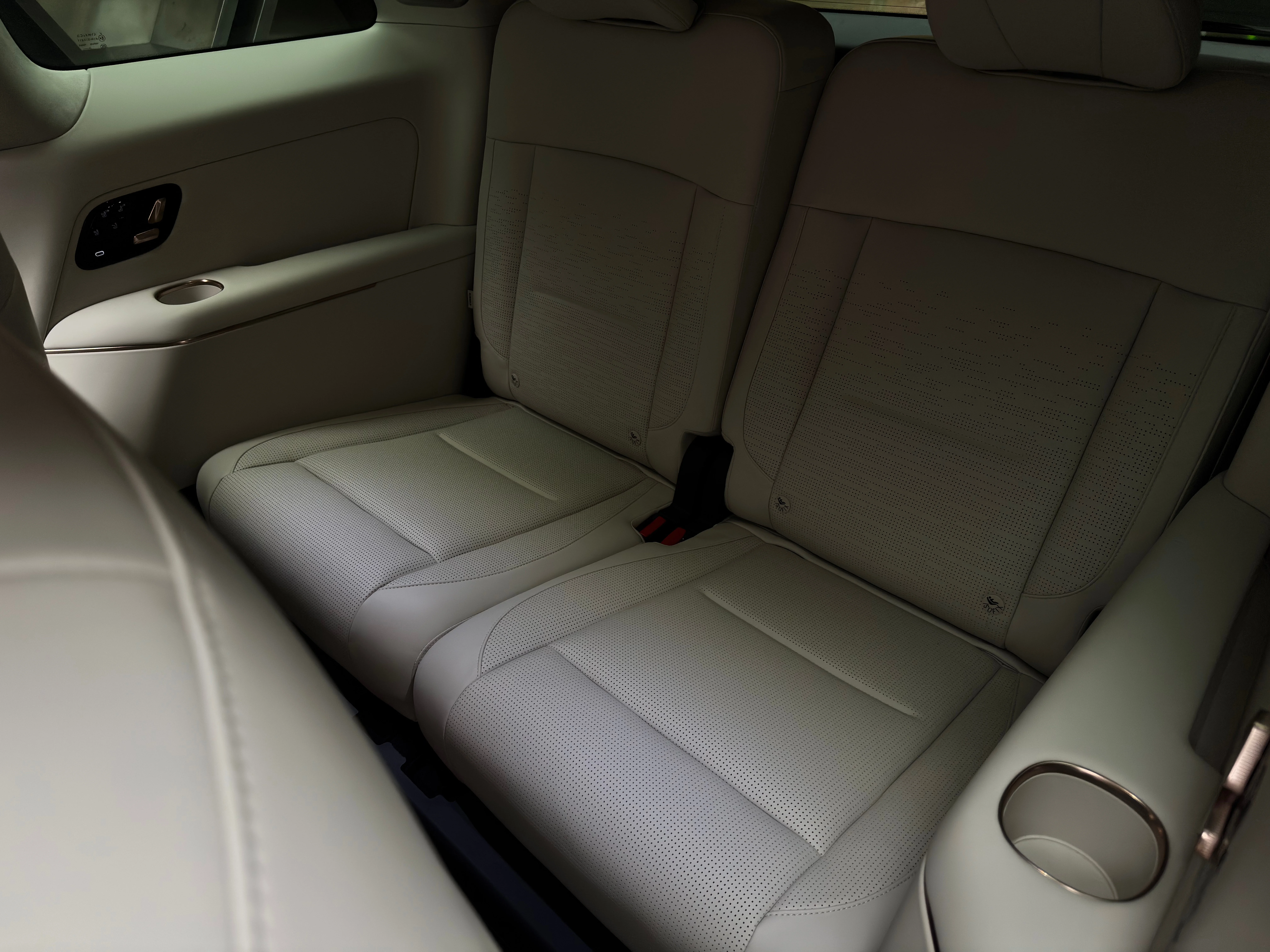 Lynk & Co 900 2025 21