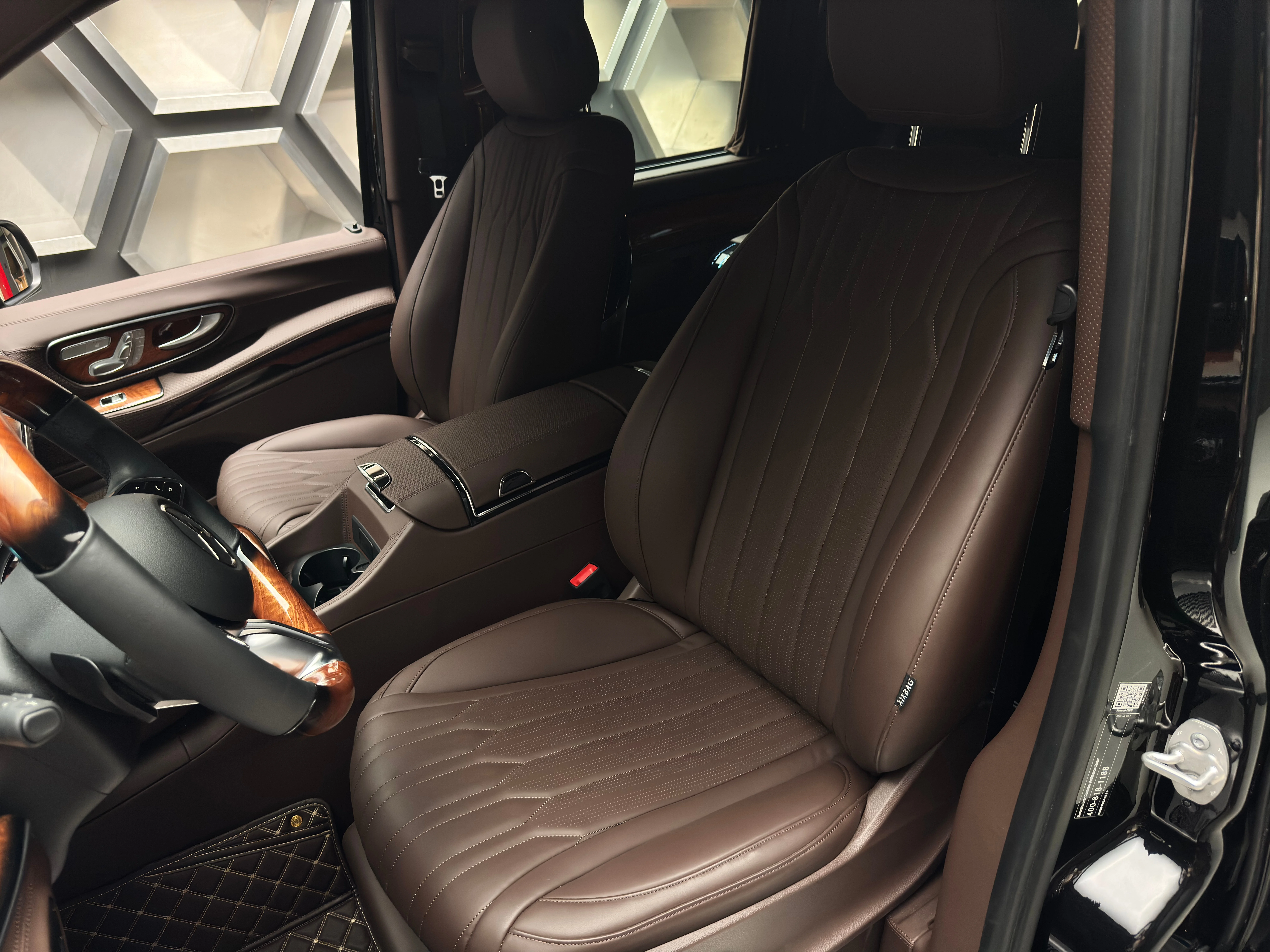 Mercedes-Benz V-класс 2025 14