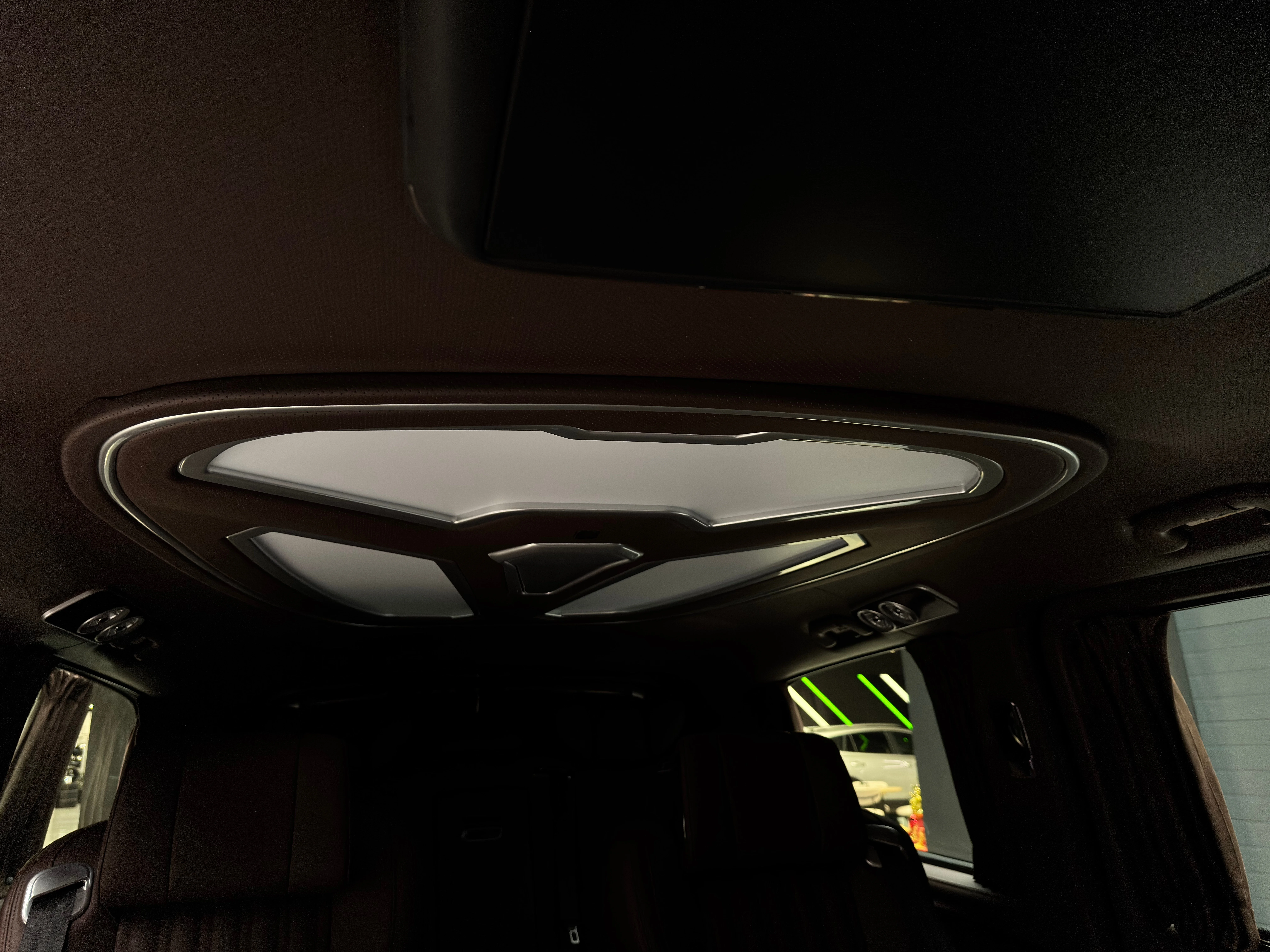 Mercedes-Benz V-класс 2025 29