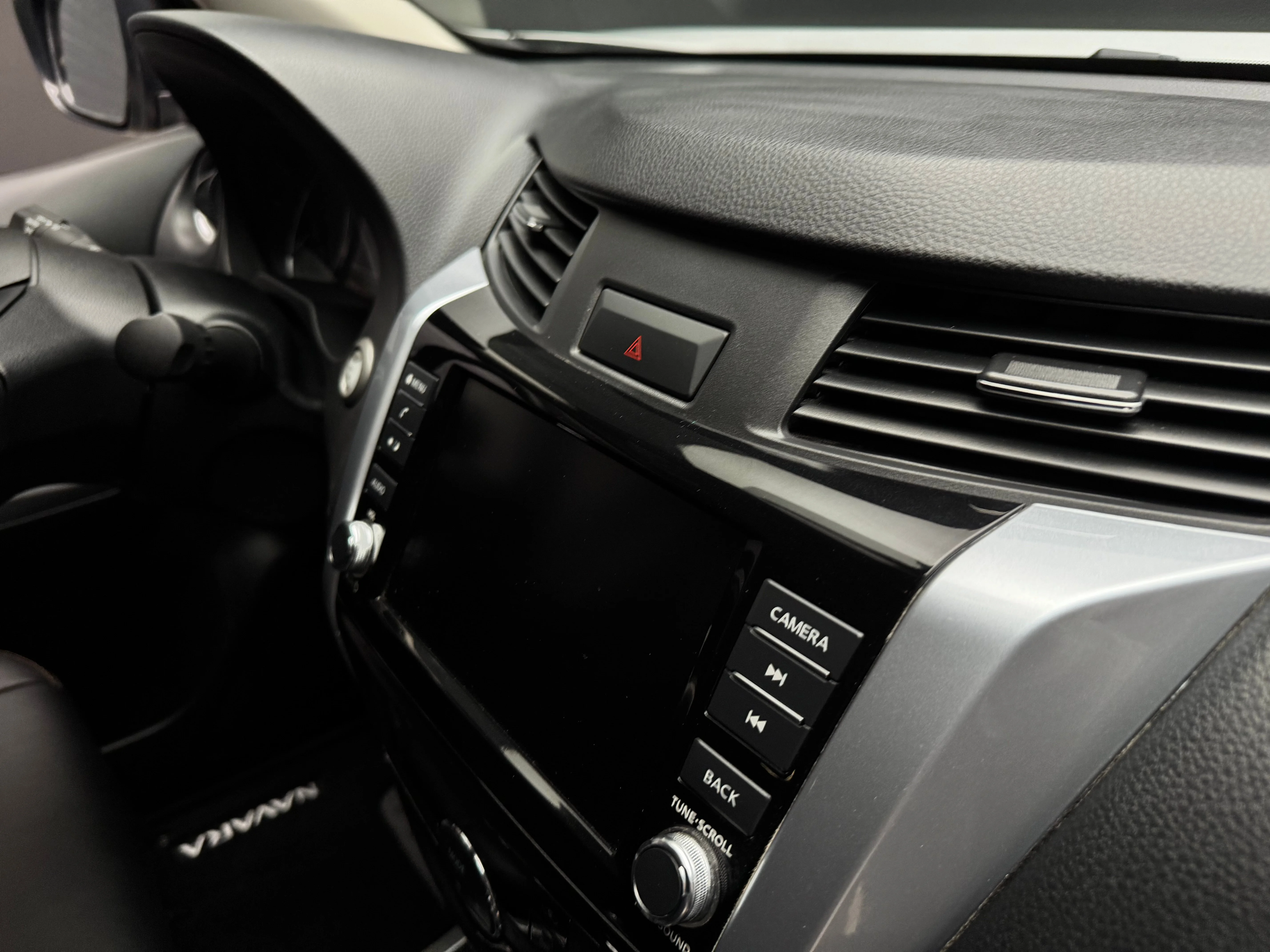 Nissan Navara 2024 14