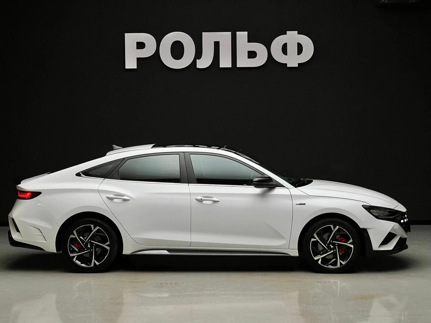 Hyundai Lafesta 2025 5