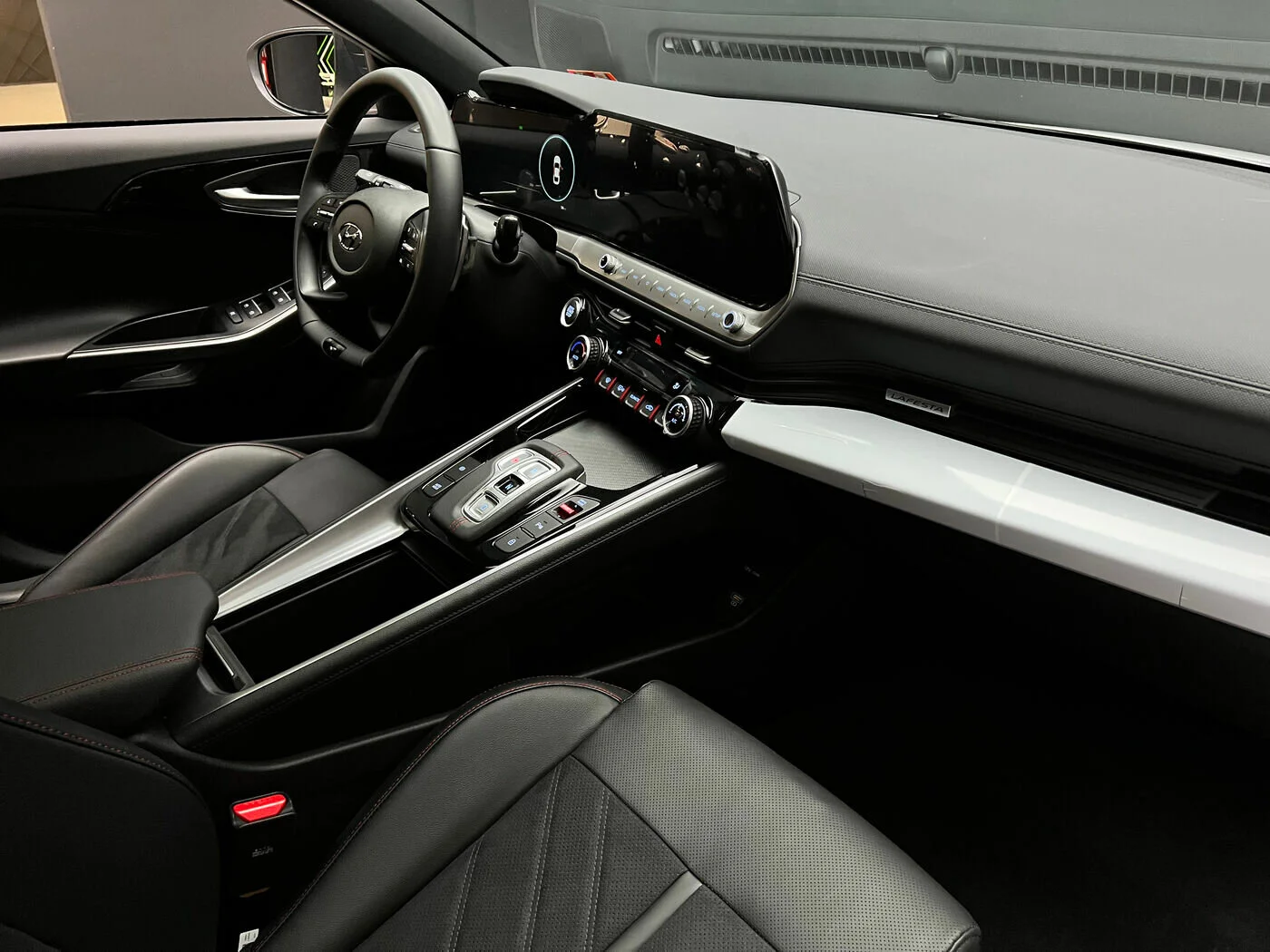 Hyundai Lafesta 2025 17