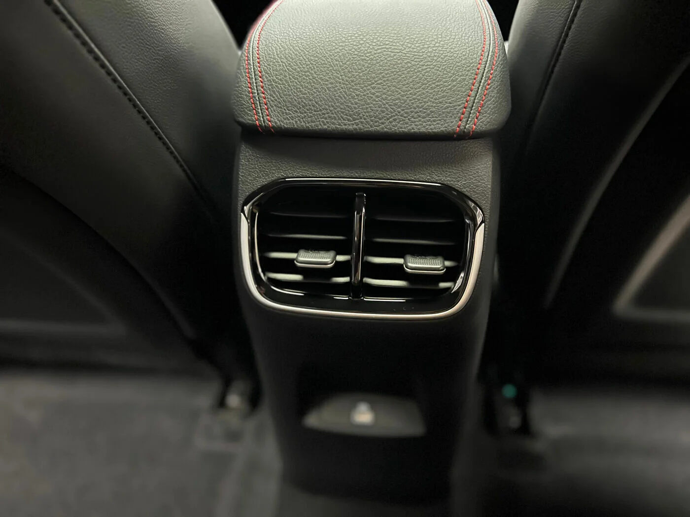 Hyundai Lafesta 2025 23