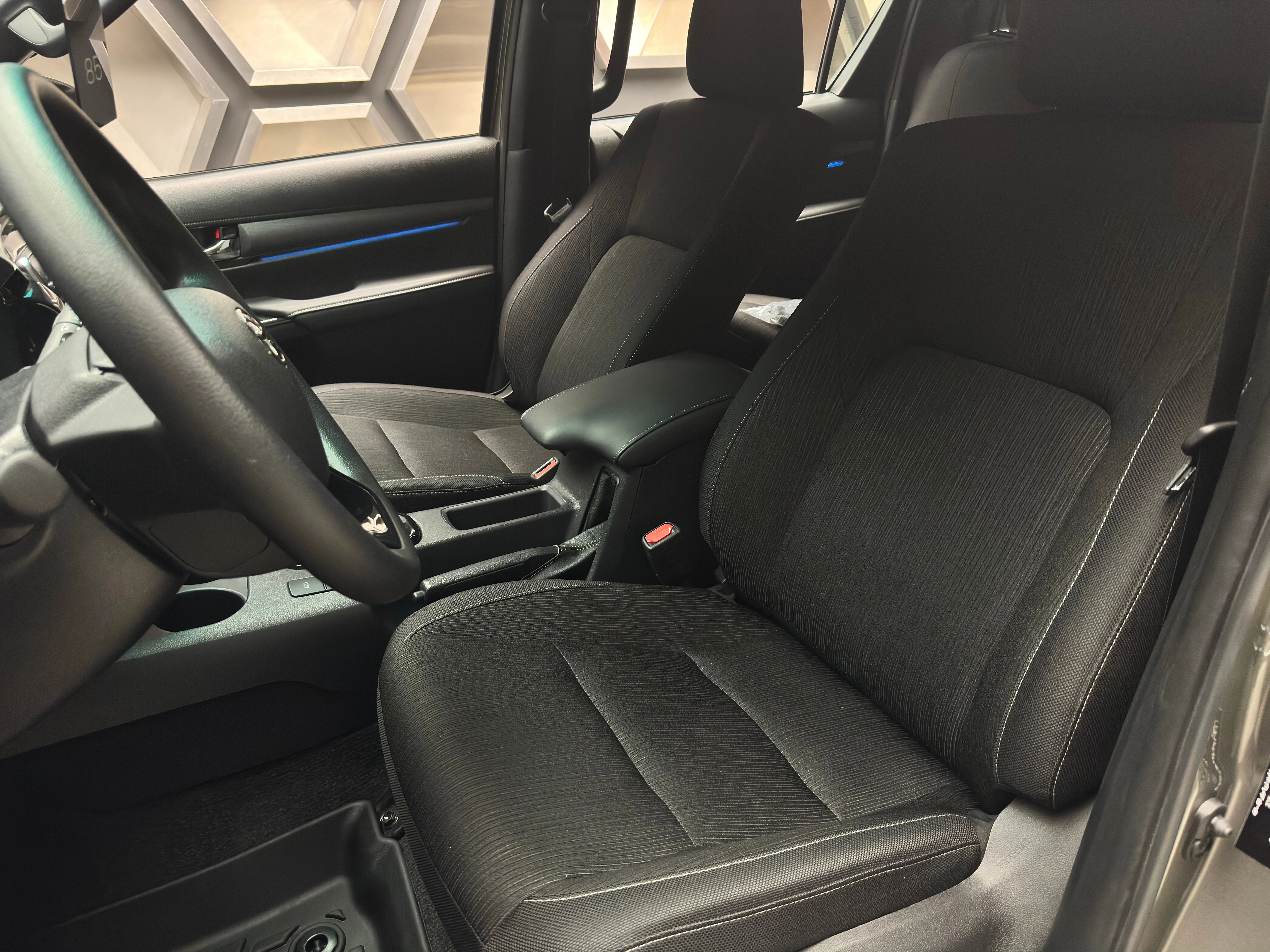 Toyota Hilux 2025 13