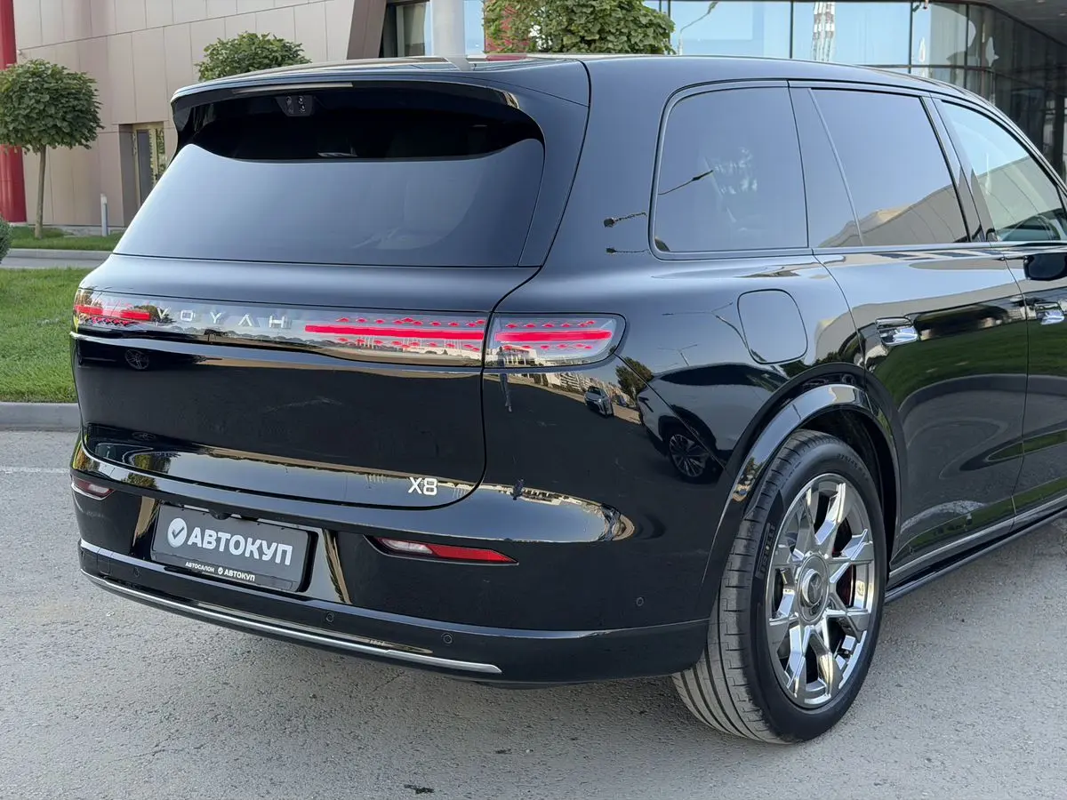 VOYAH Taishan X8, 2026
