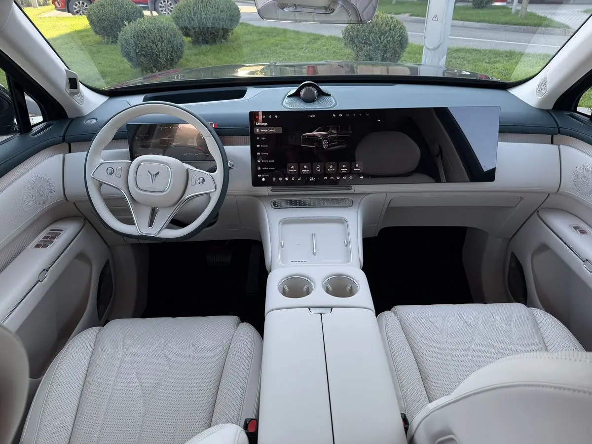 VOYAH Taishan X8, 2026