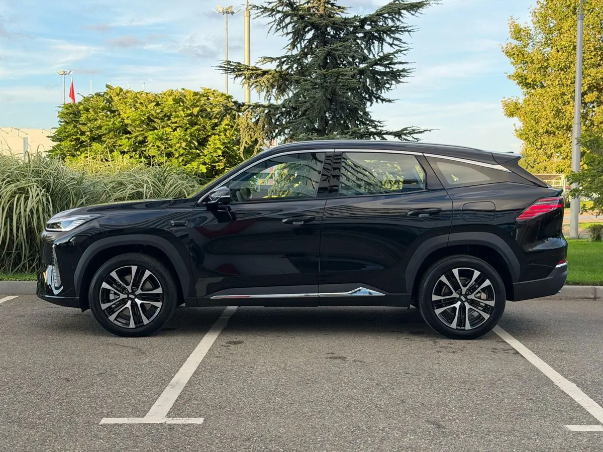 Geely Galaxy M7, 2026