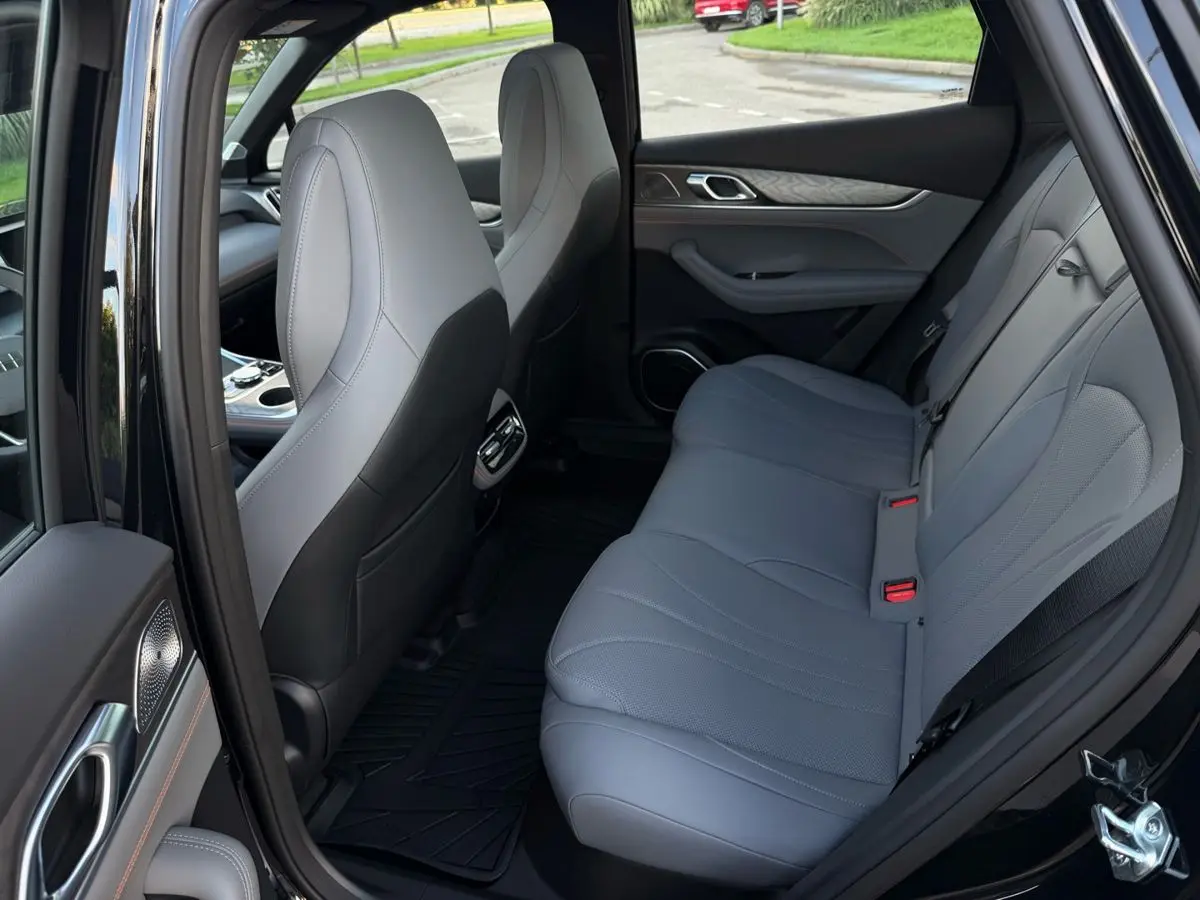 Geely Galaxy M7, 2026