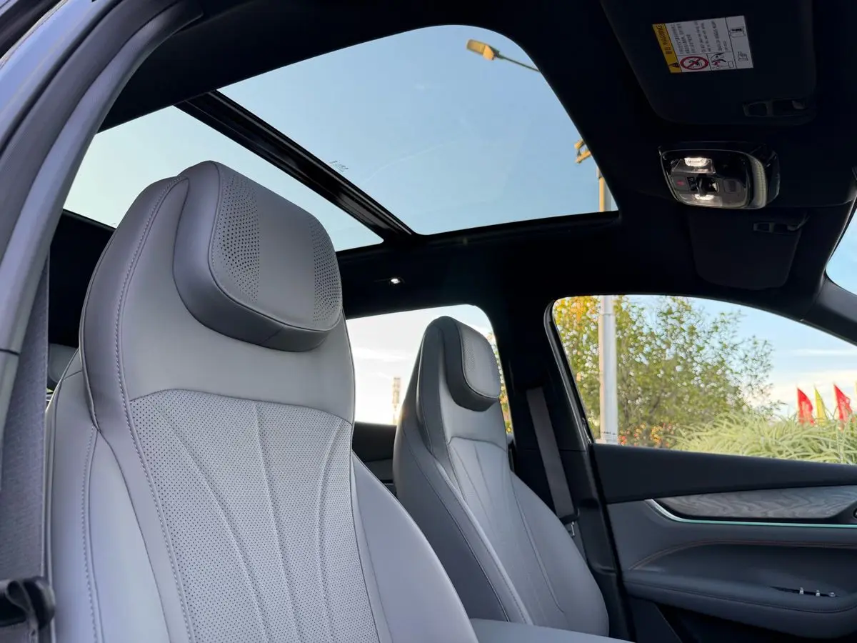 Geely Galaxy M7, 2026