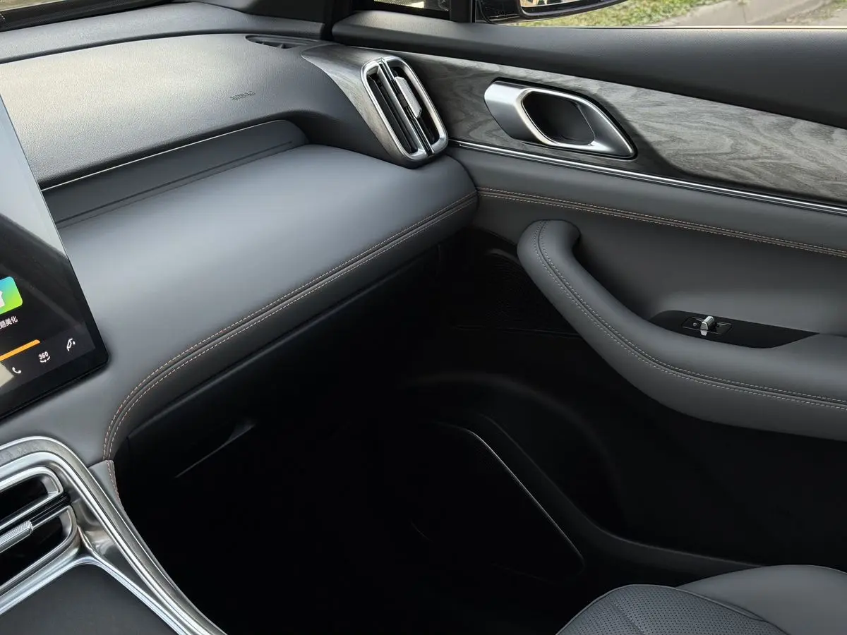 Geely Galaxy M7, 2026