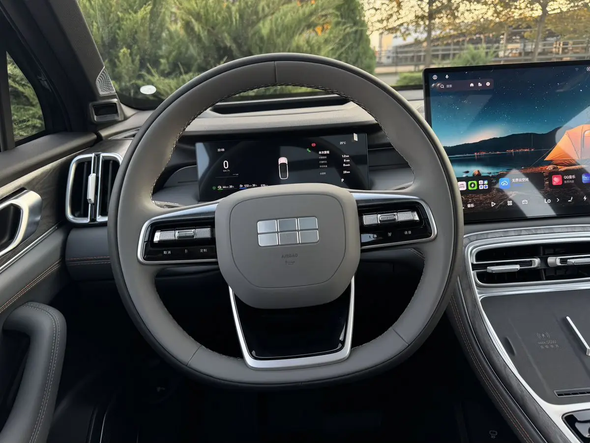 Geely Galaxy M7, 2026