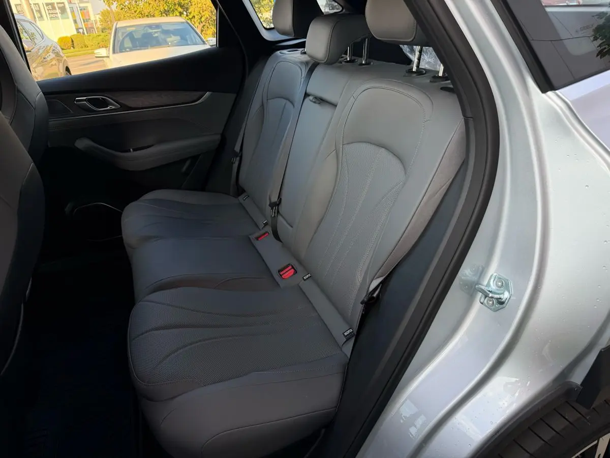Geely Galaxy M7, 2026