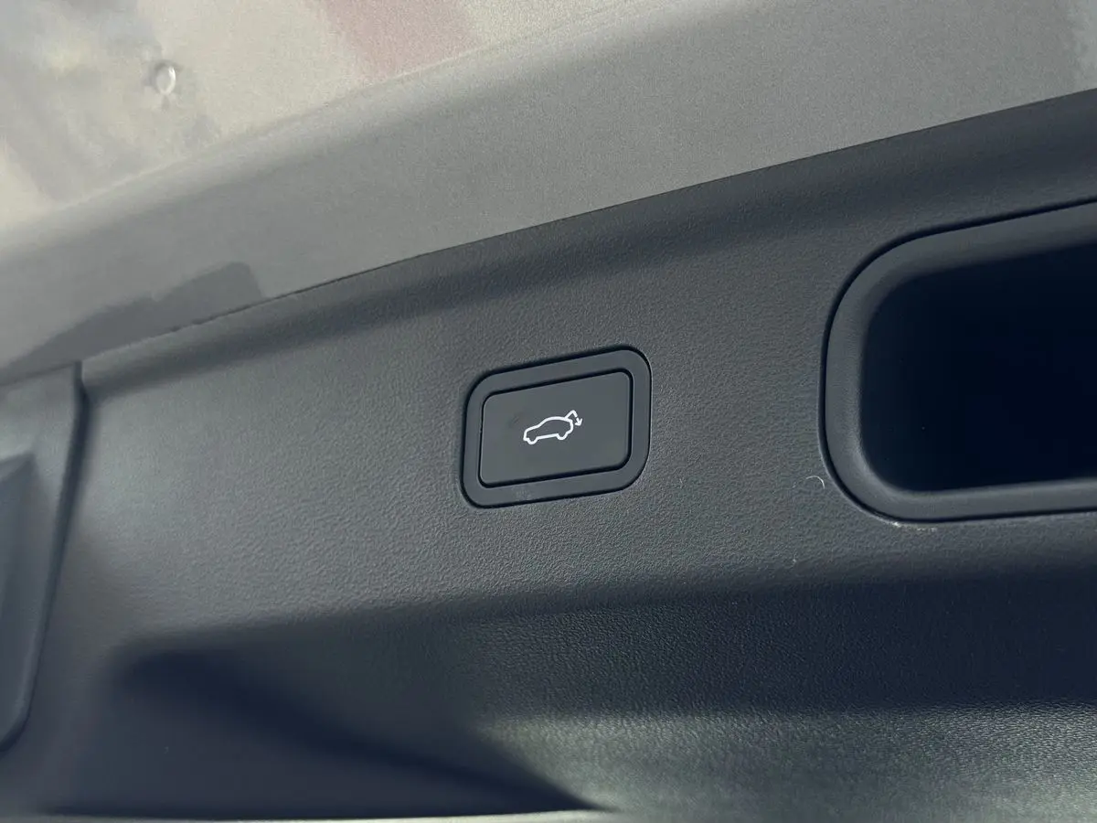 Geely Galaxy M7, 2026