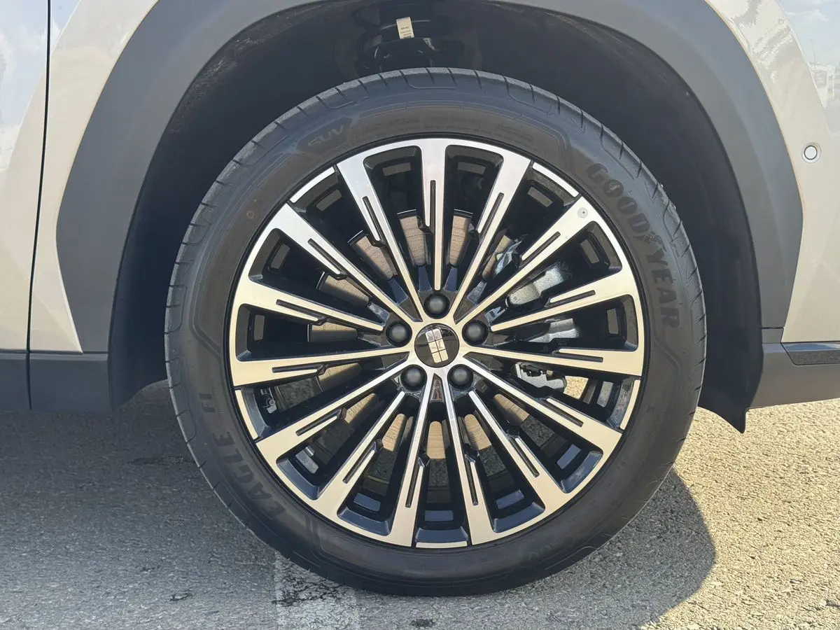 Geely Galaxy M7, 2026