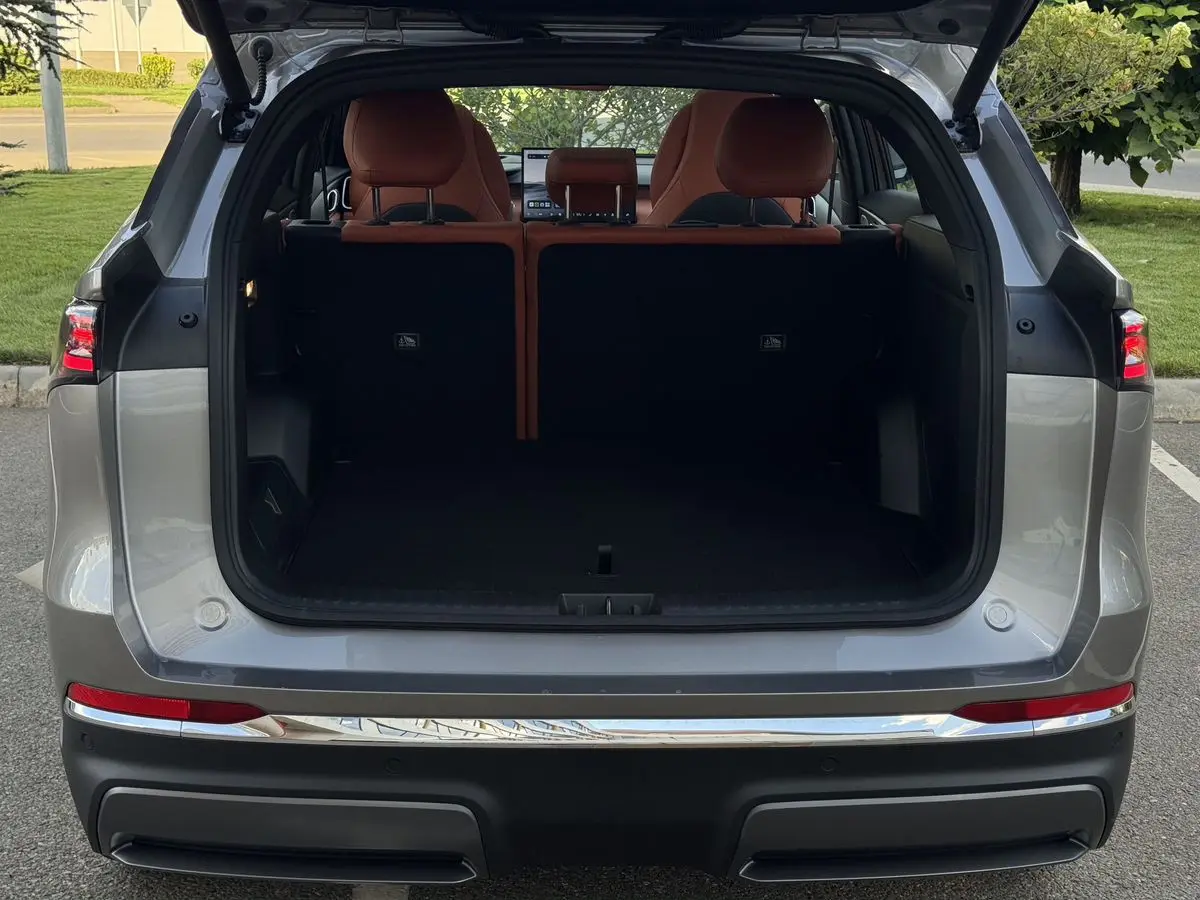 Geely Galaxy M7, 2026