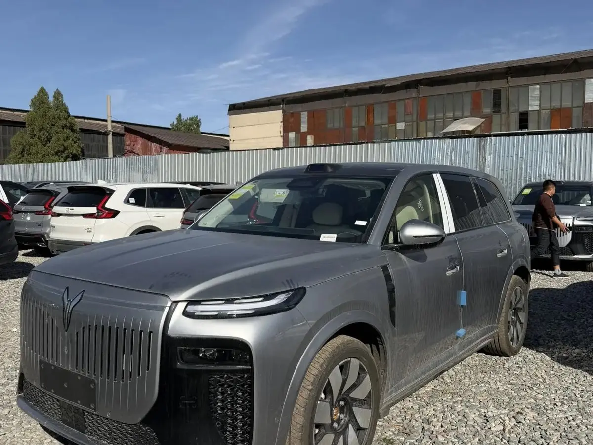 VOYAH Taishan X8, 2026