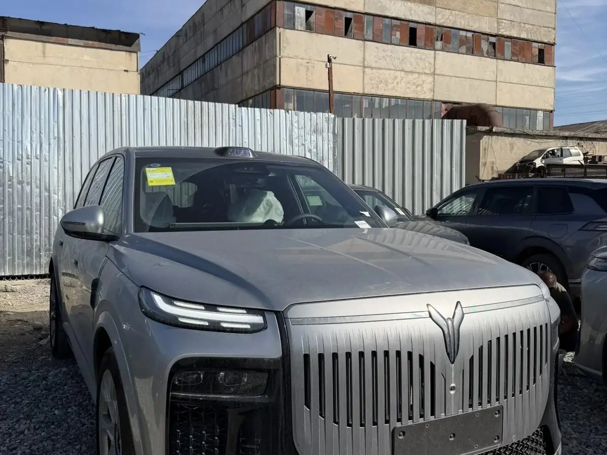 VOYAH Taishan X8, 2026