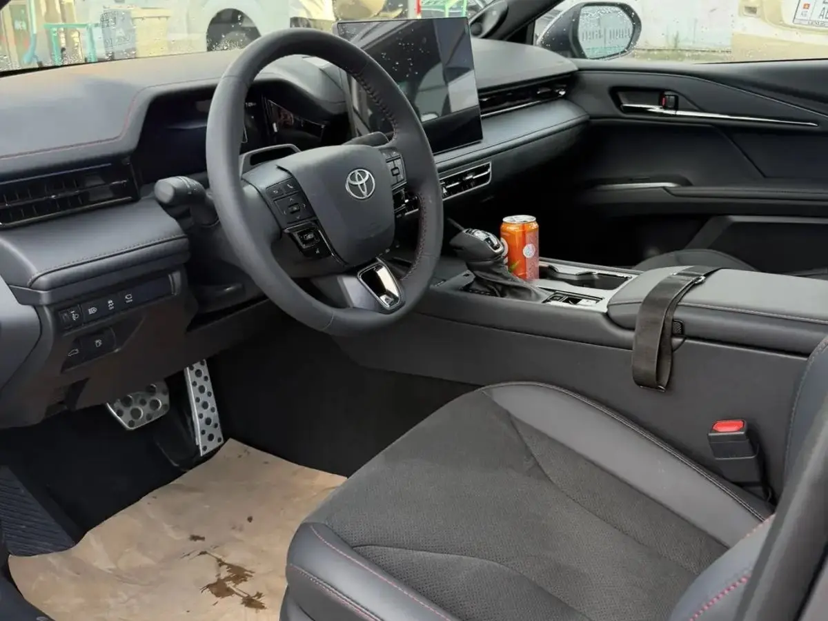 Toyota Camry, 2026