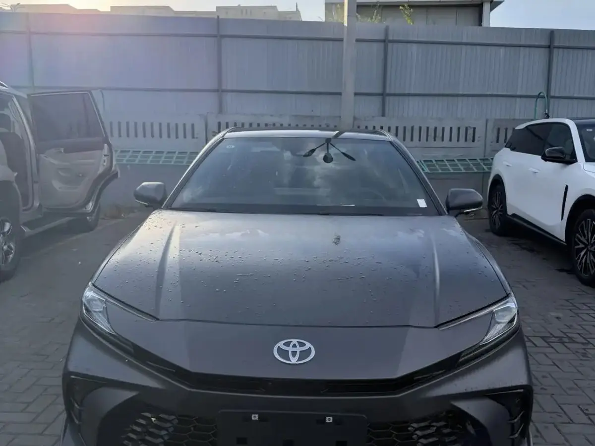 Toyota Camry, 2026