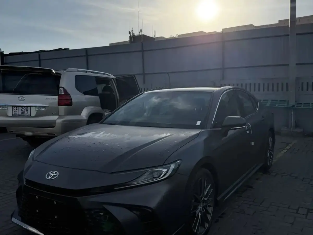 Toyota Camry, 2026