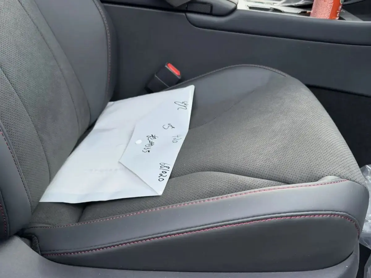 Toyota Camry, 2026