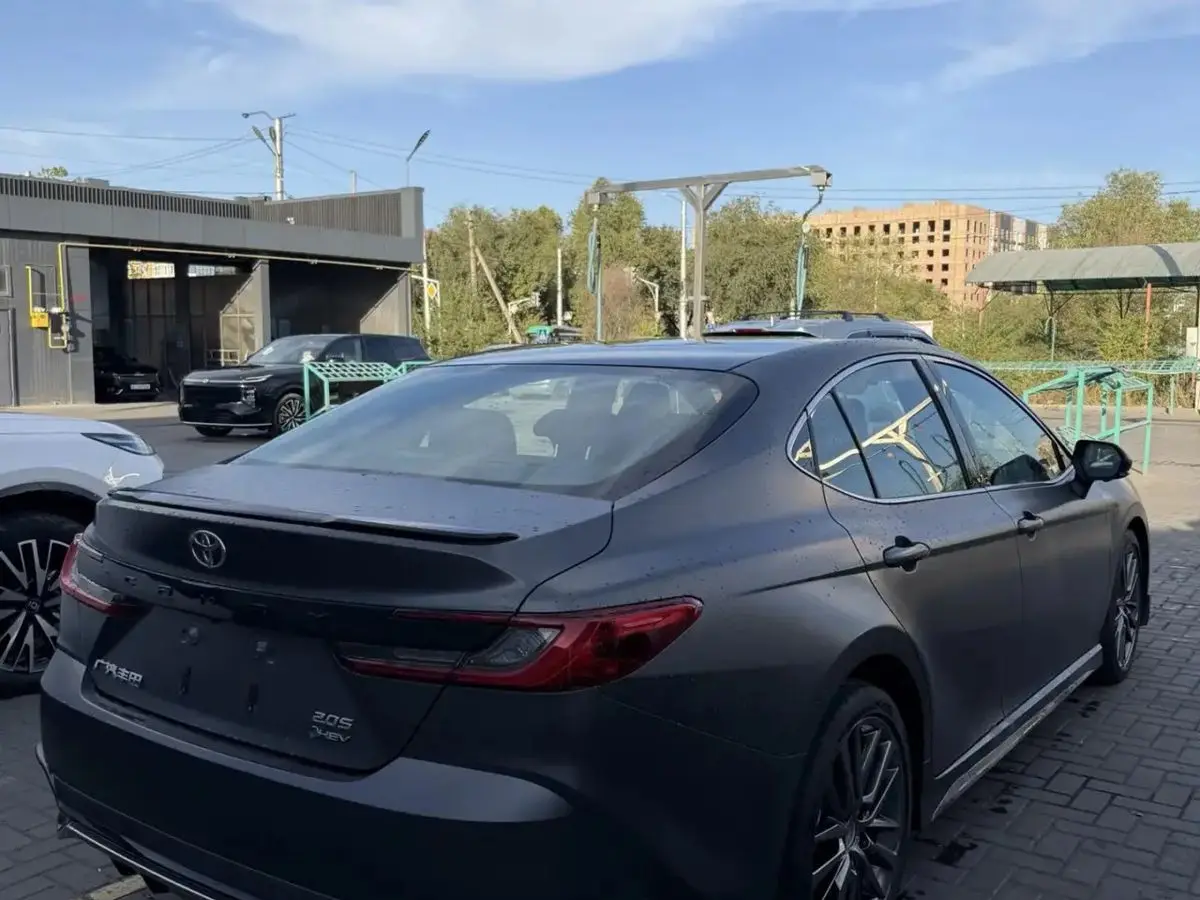 Toyota Camry, 2026
