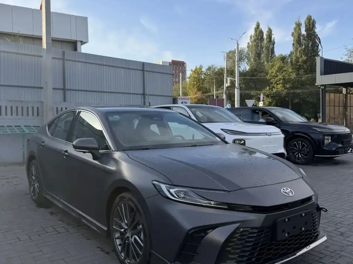 Toyota Camry, 2026