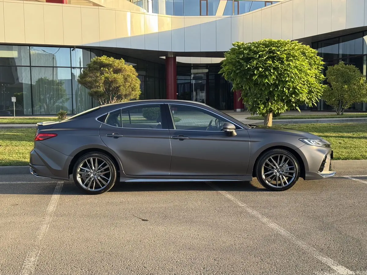 Toyota Camry, 2026