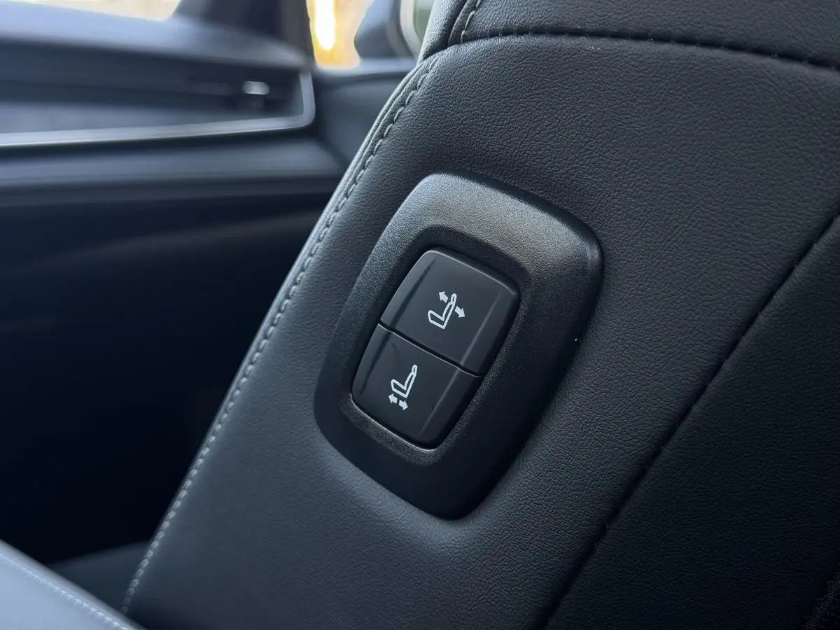 Toyota Camry, 2026
