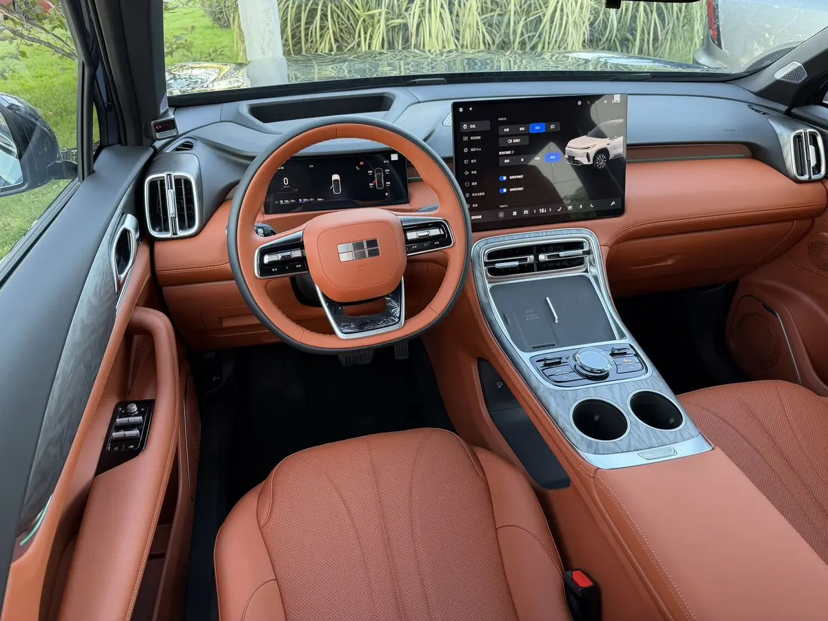 Geely Galaxy M7, 2026