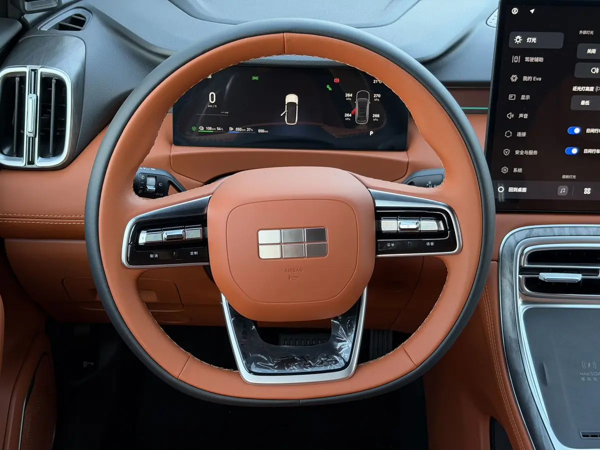 Geely Galaxy M7, 2026