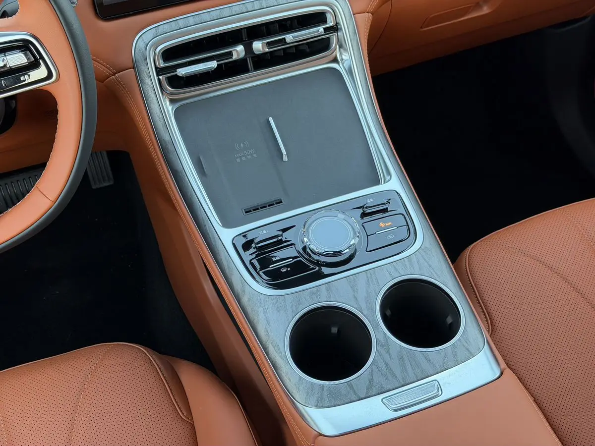 Geely Galaxy M7, 2026