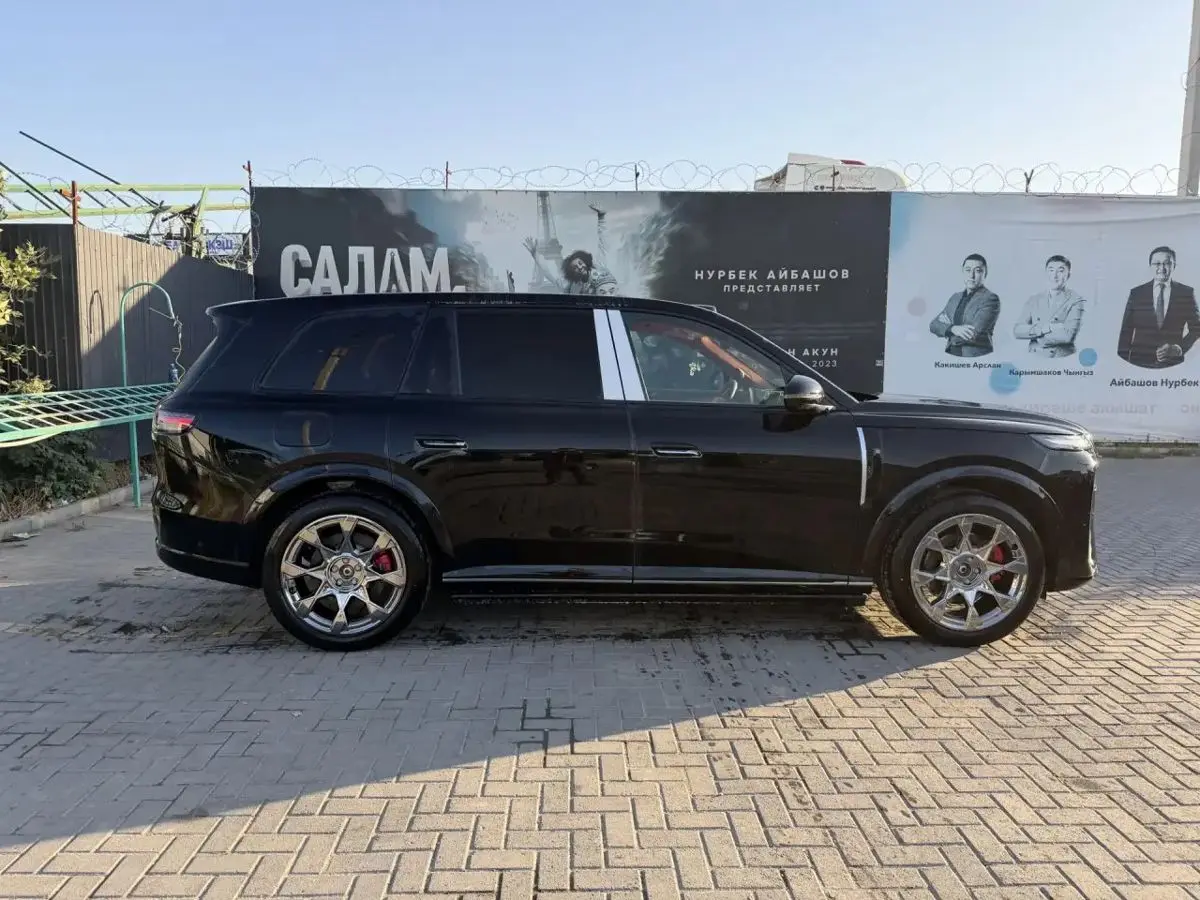 VOYAH Taishan X8, 2026