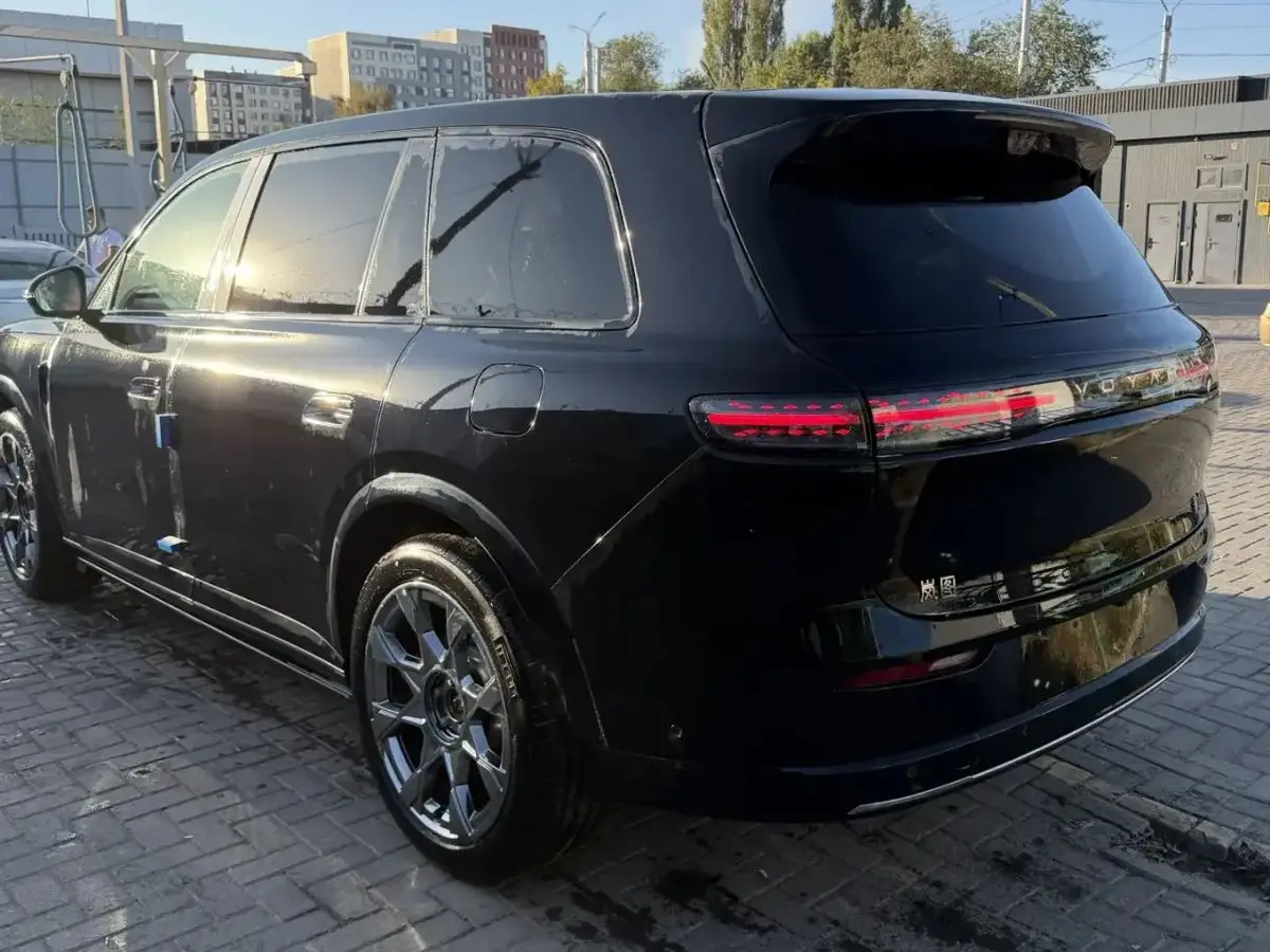 VOYAH Taishan X8, 2026
