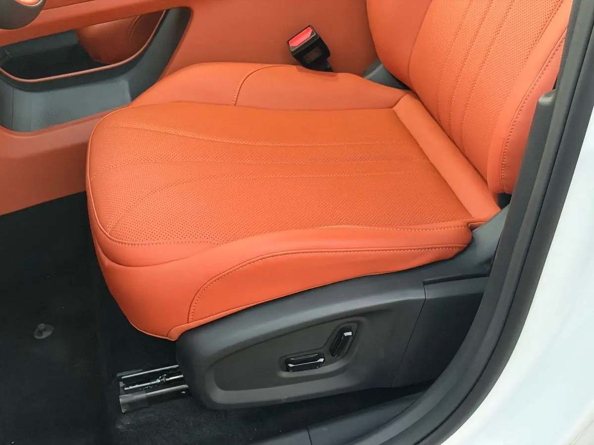 Geely Galaxy M7, 2026