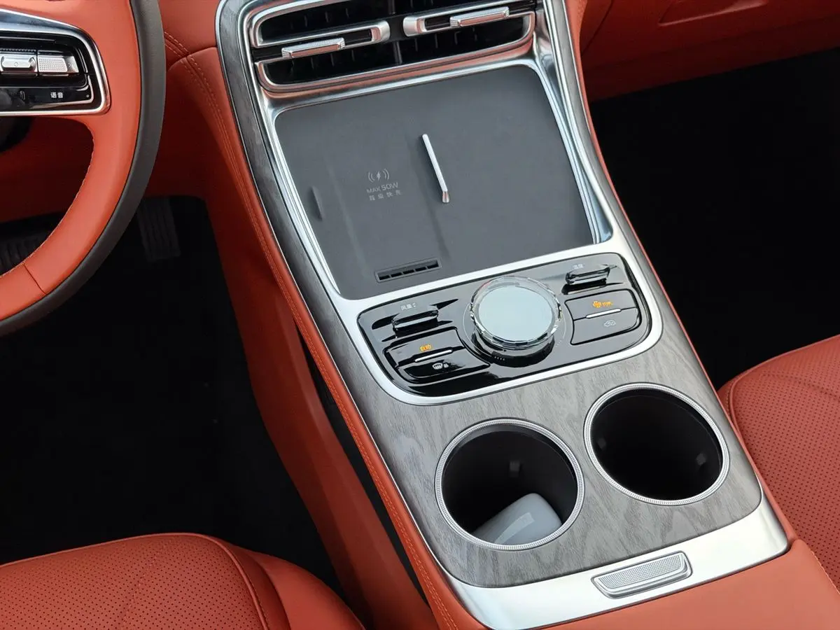 Geely Galaxy M7, 2026