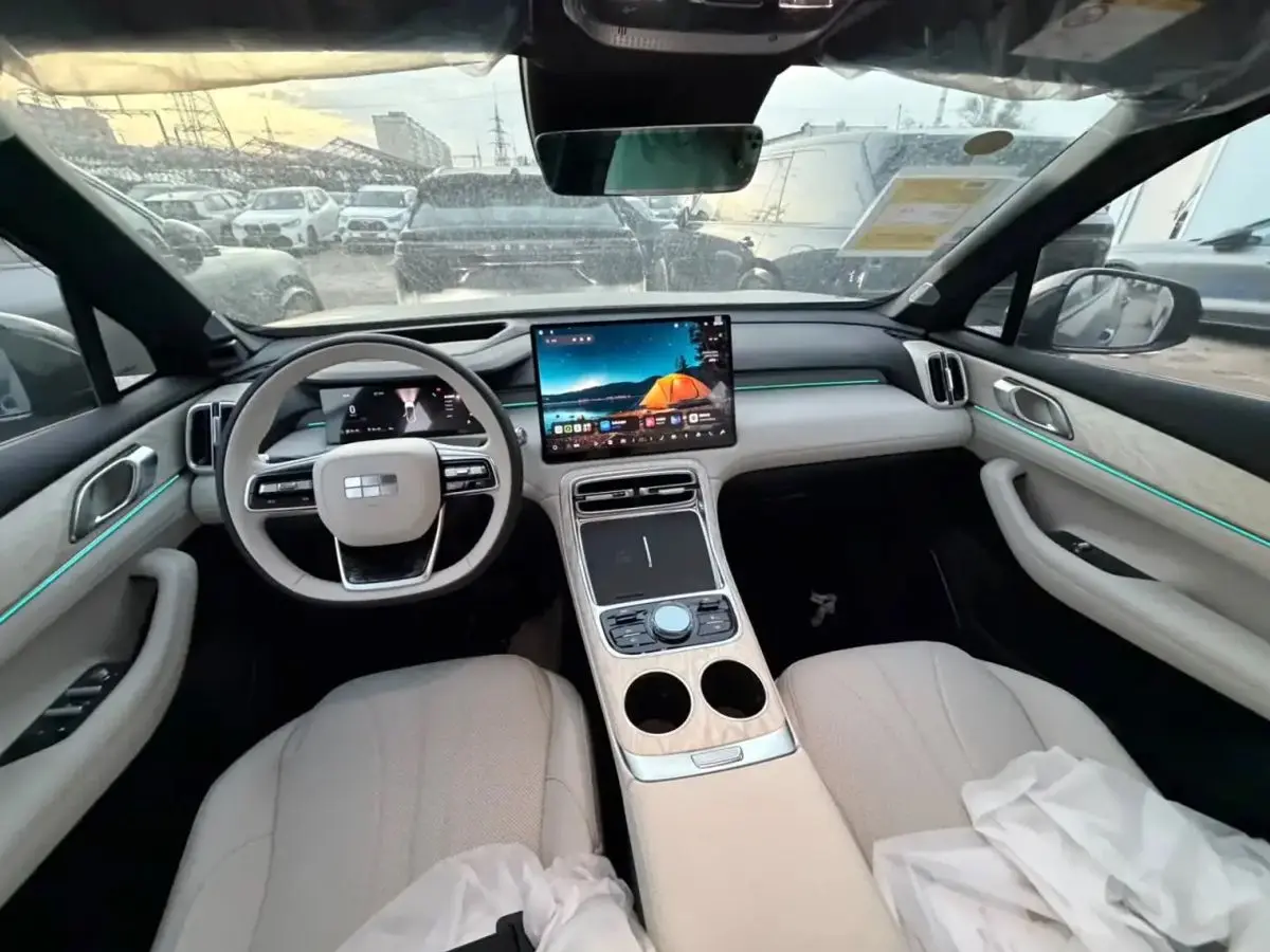 Geely Galaxy M7, 2026