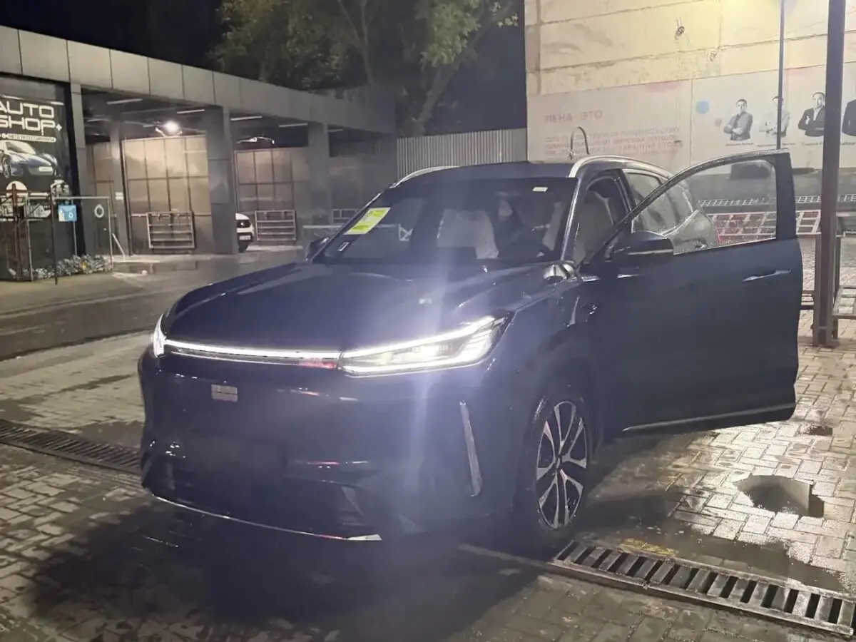 Geely Galaxy M7, 2026