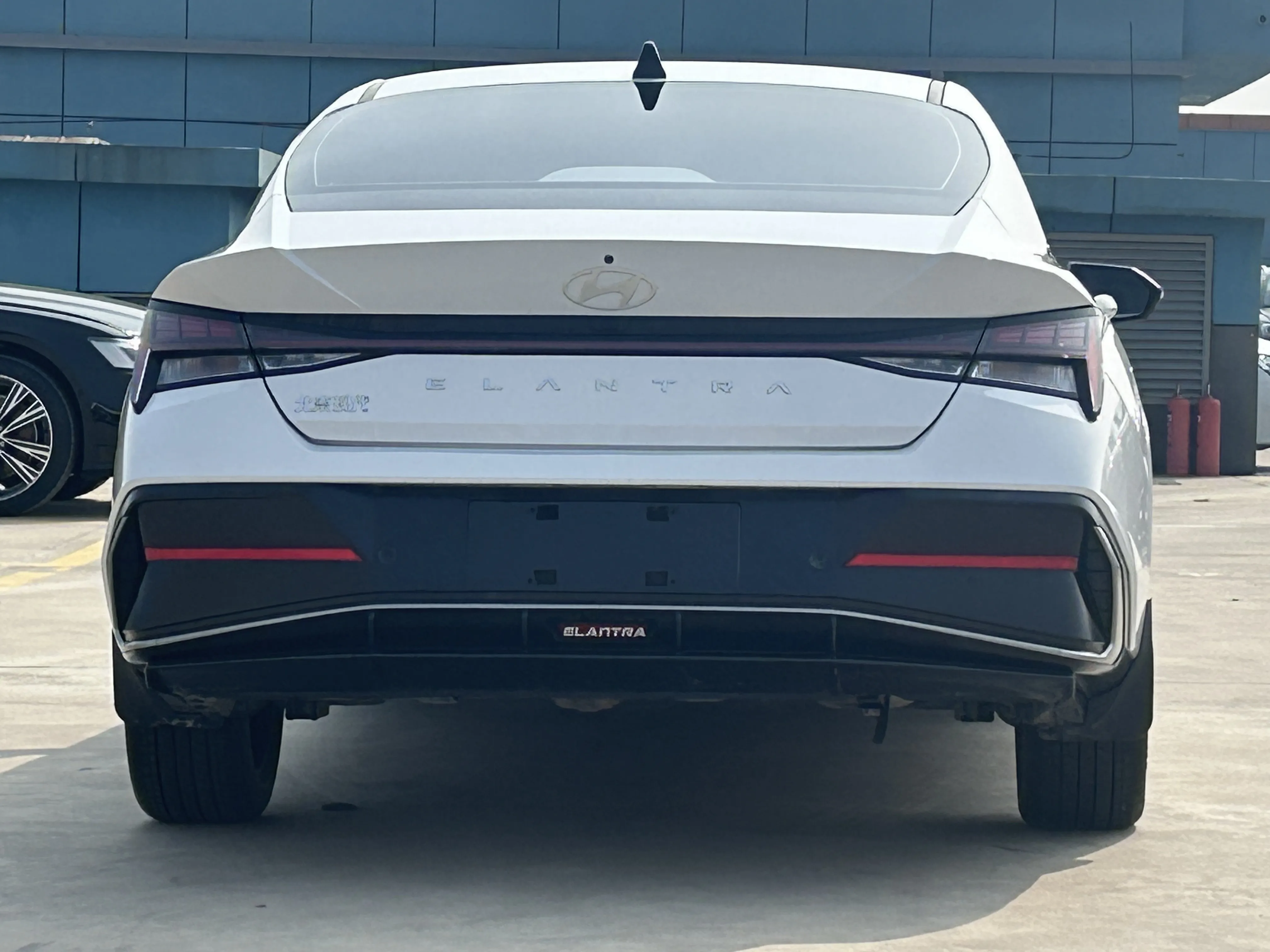 Hyundai Elantra, 2023