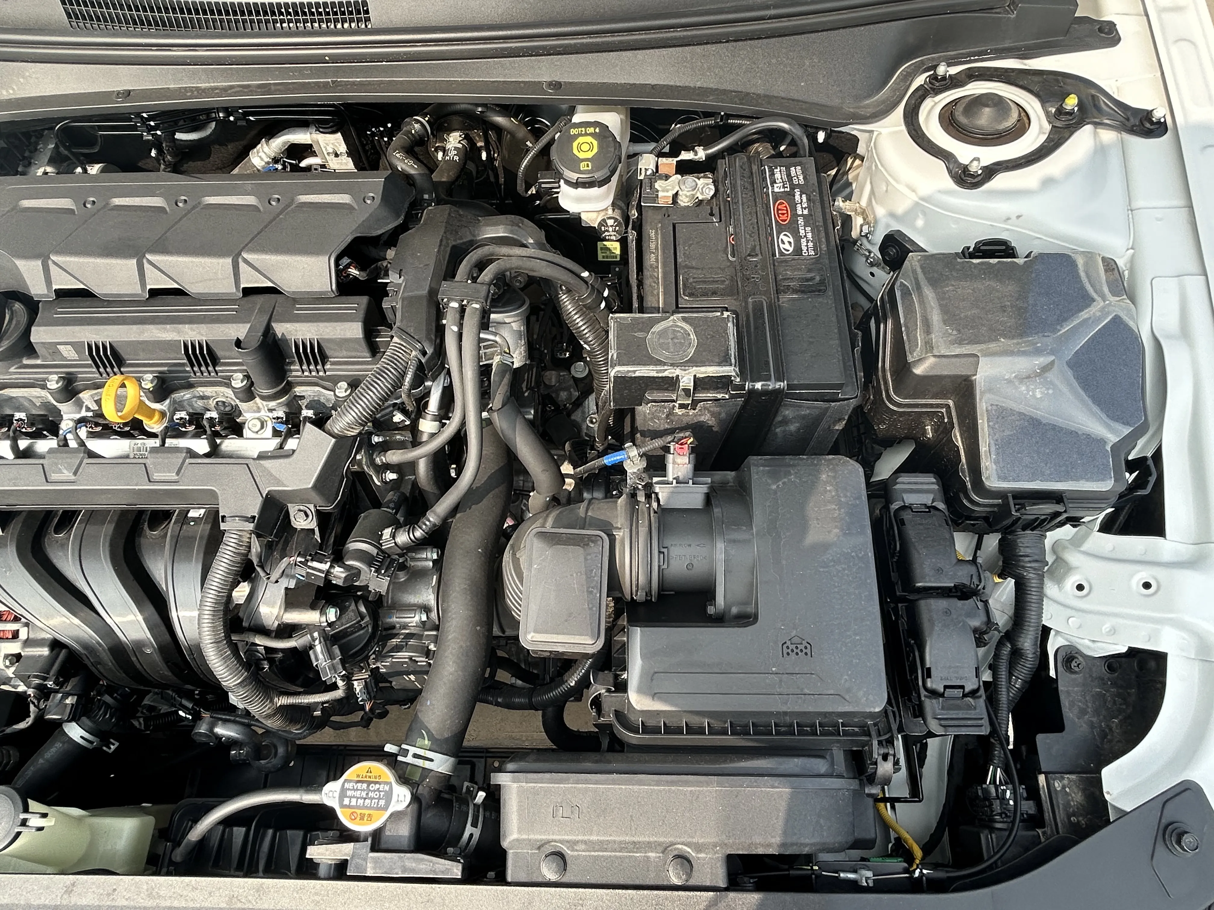 Hyundai Elantra, 2023