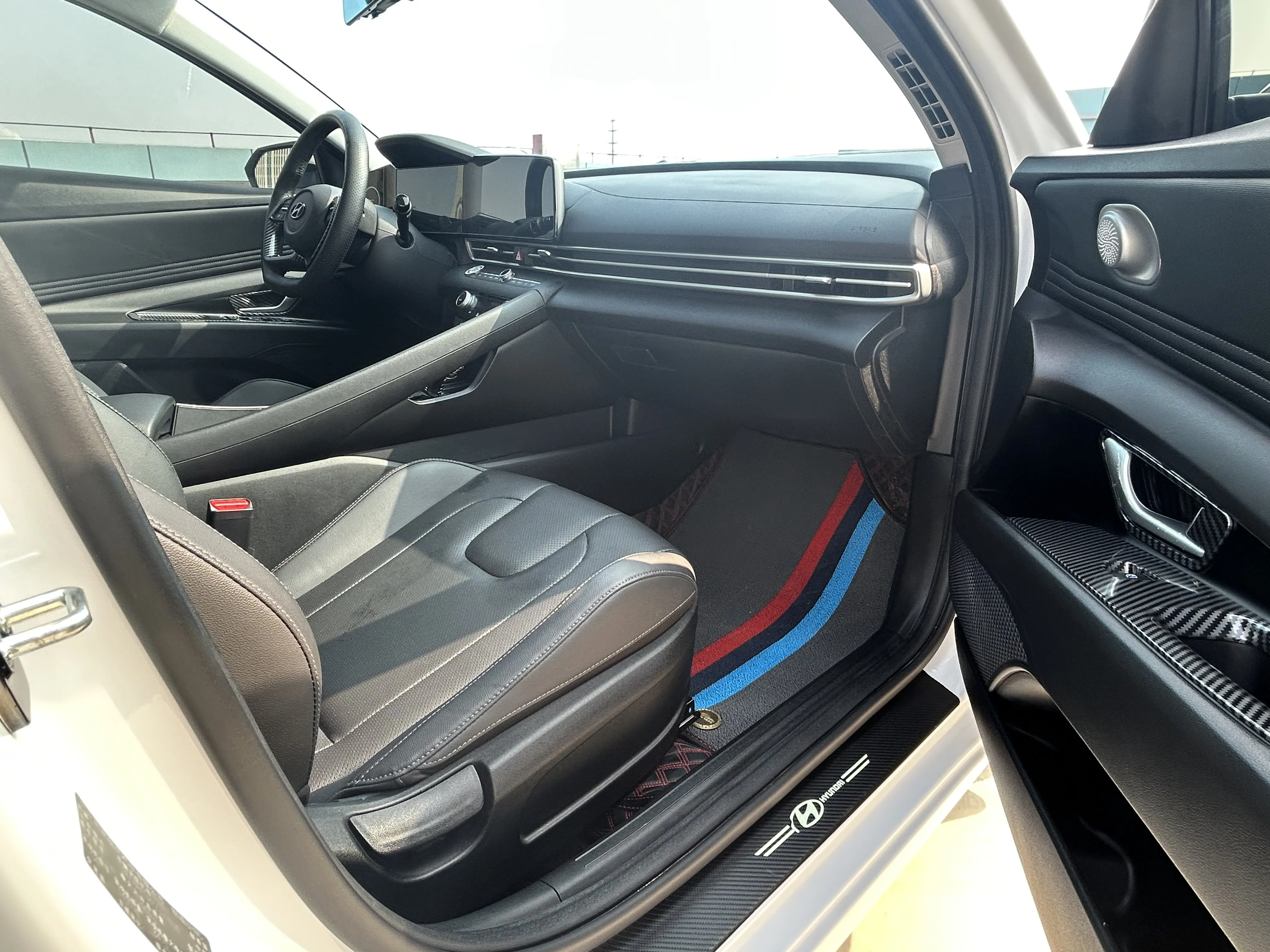 Hyundai Elantra, 2023