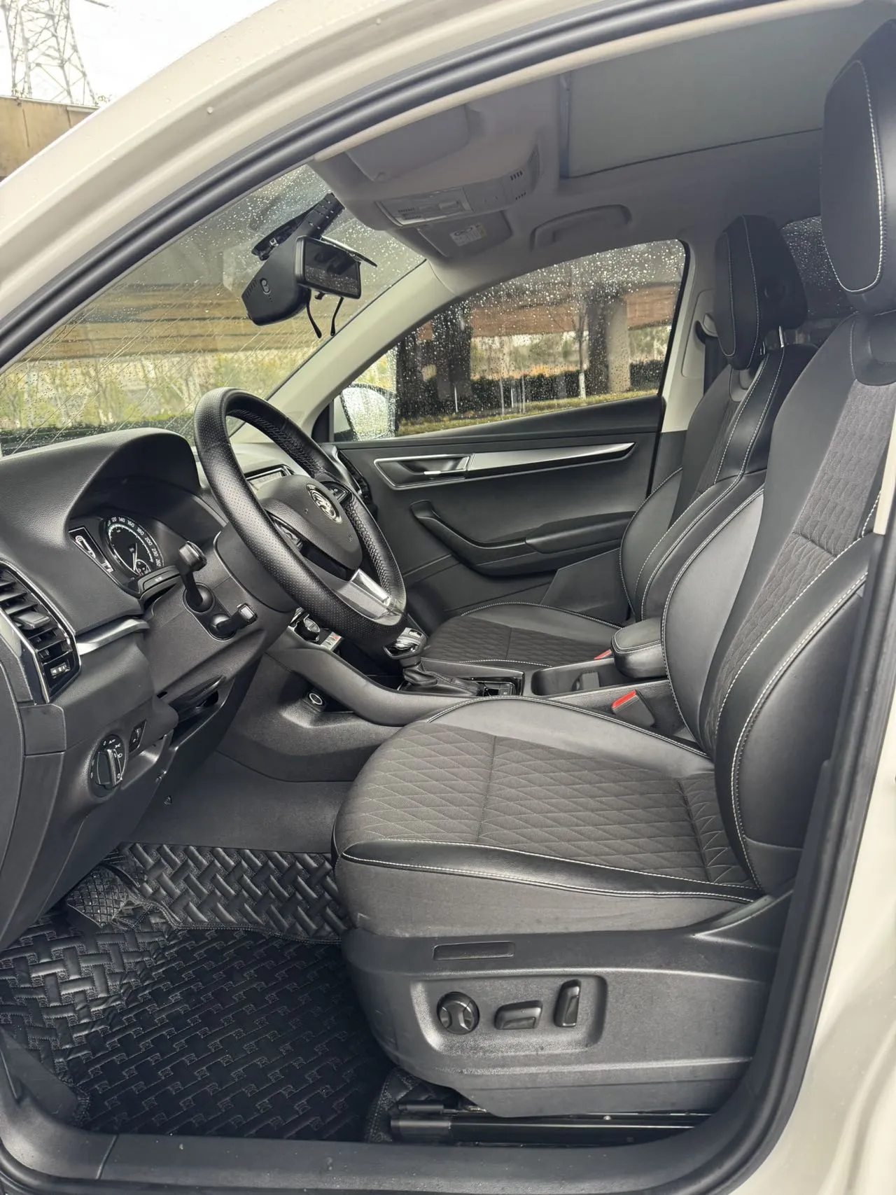 Skoda Karoq, 2021