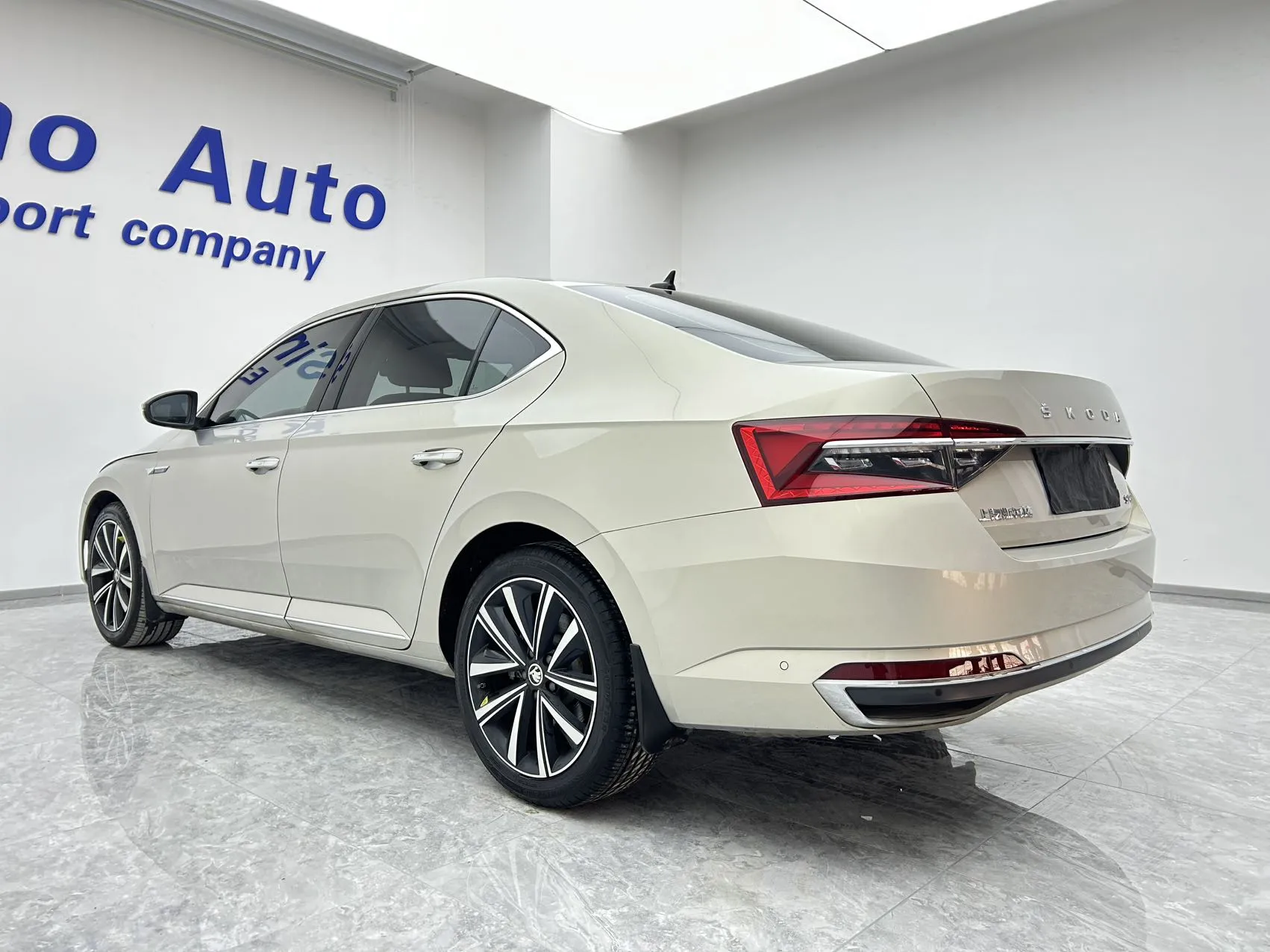 Skoda Superb, 2023
