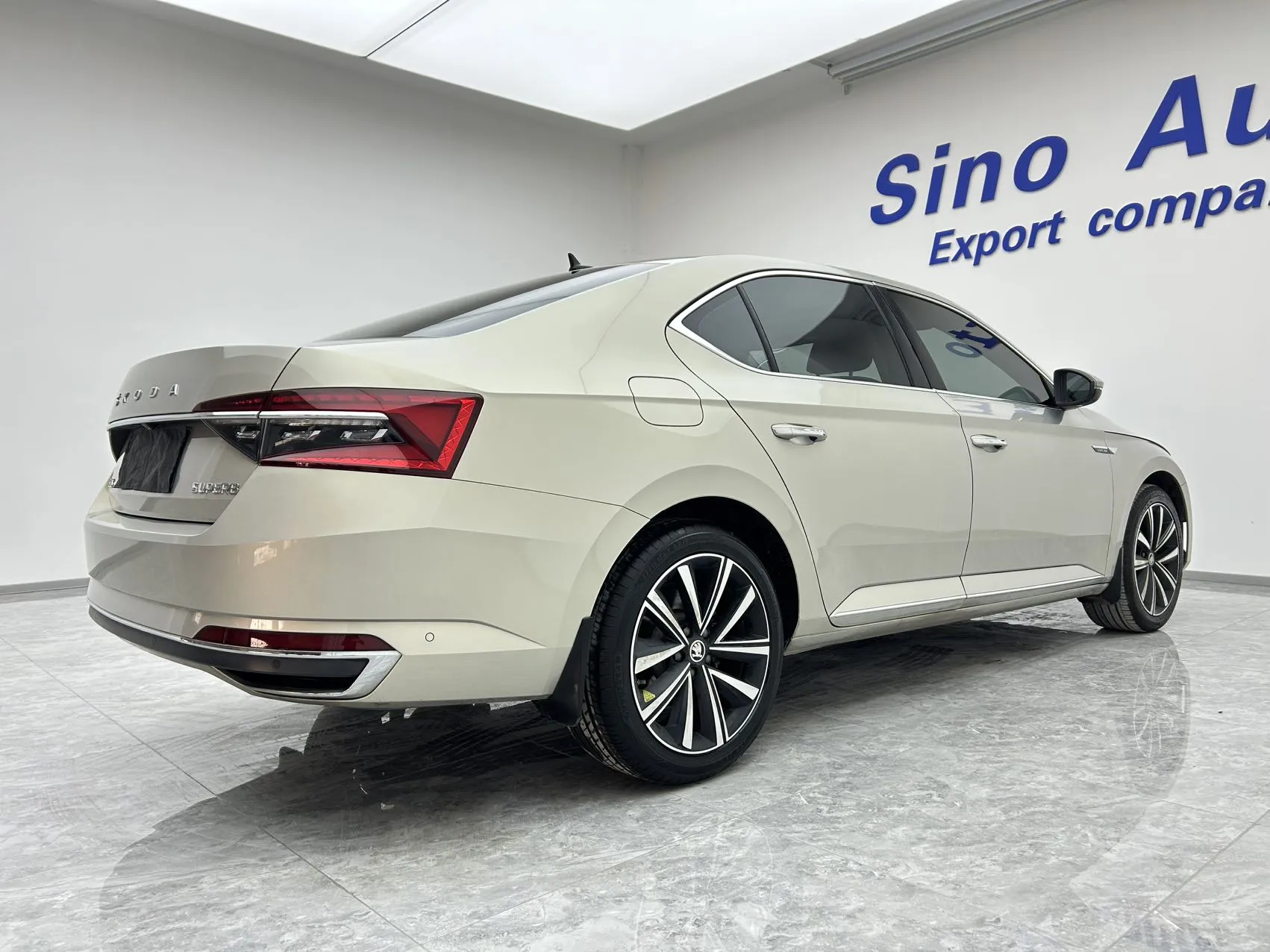 Skoda Superb, 2023