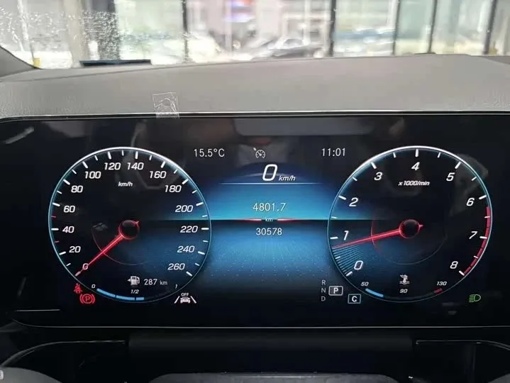 Mercedes-Benz GLA 180, 2022
