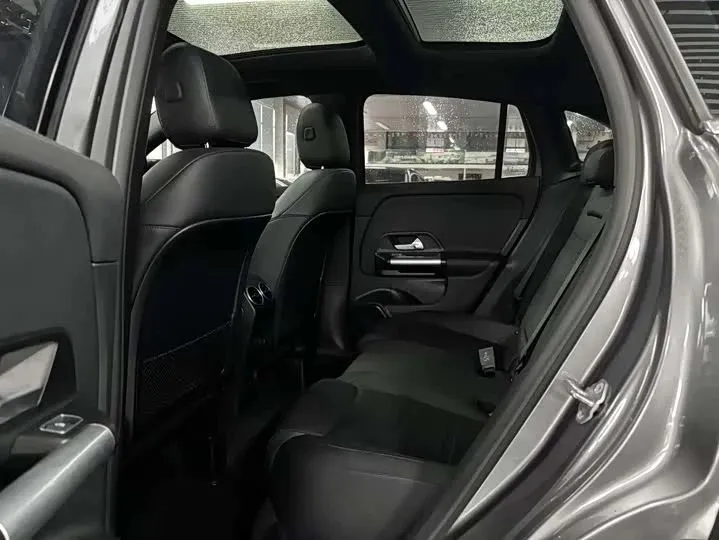 Mercedes-Benz GLA 180, 2022